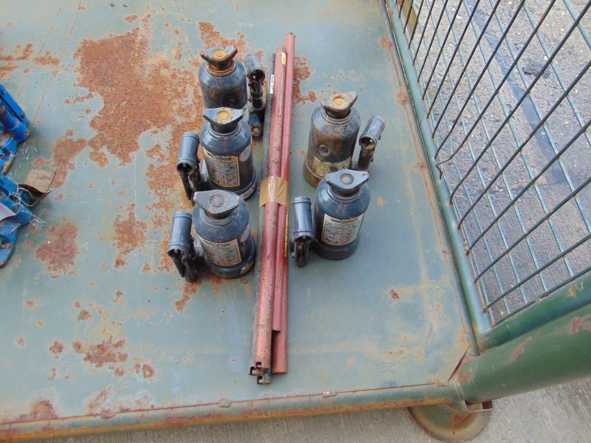 5 x Weber 3 ton Hydraulic Jacks/Handles - Image 4 of 5