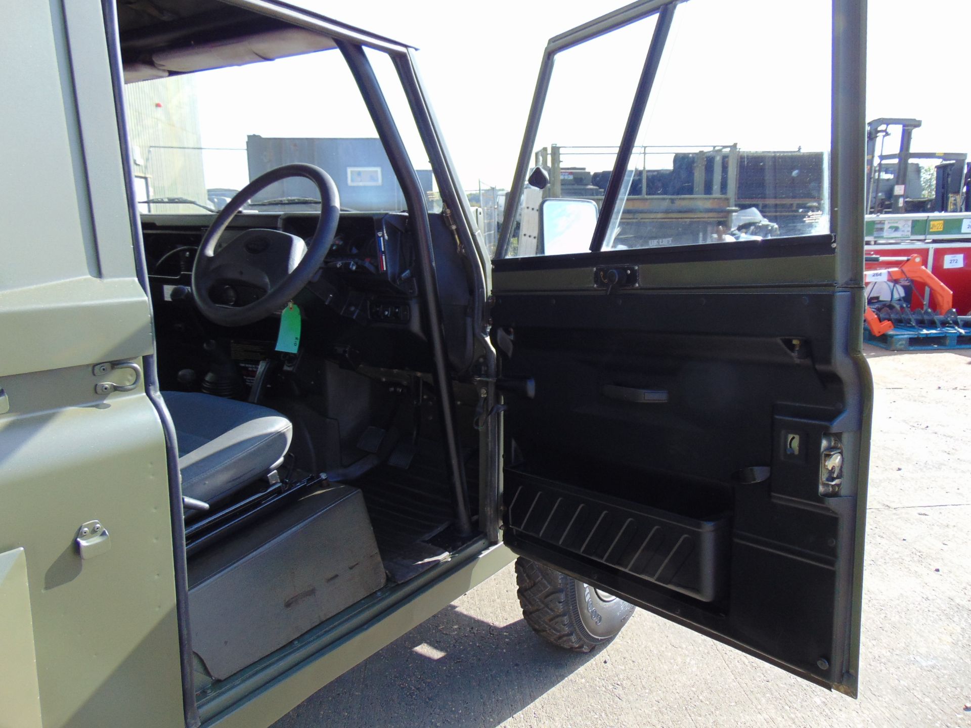 Land Rover Defender 110 Wolf 300TDi FFR hardtop RHD, TUM Remus upgrade - Image 24 of 32