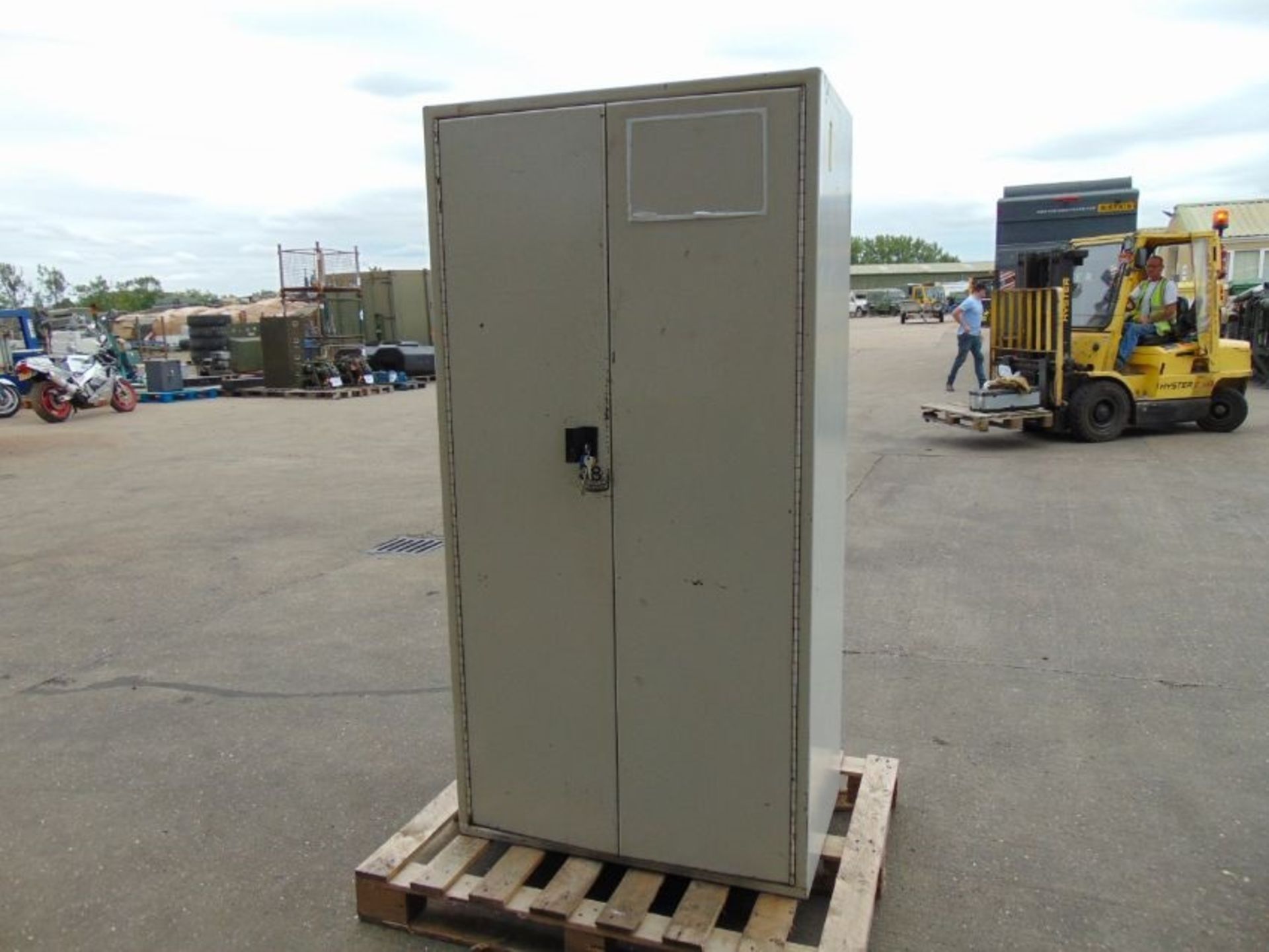 Portastore High Security Cabinet 180 cms H x 90 cm W x 56cms D