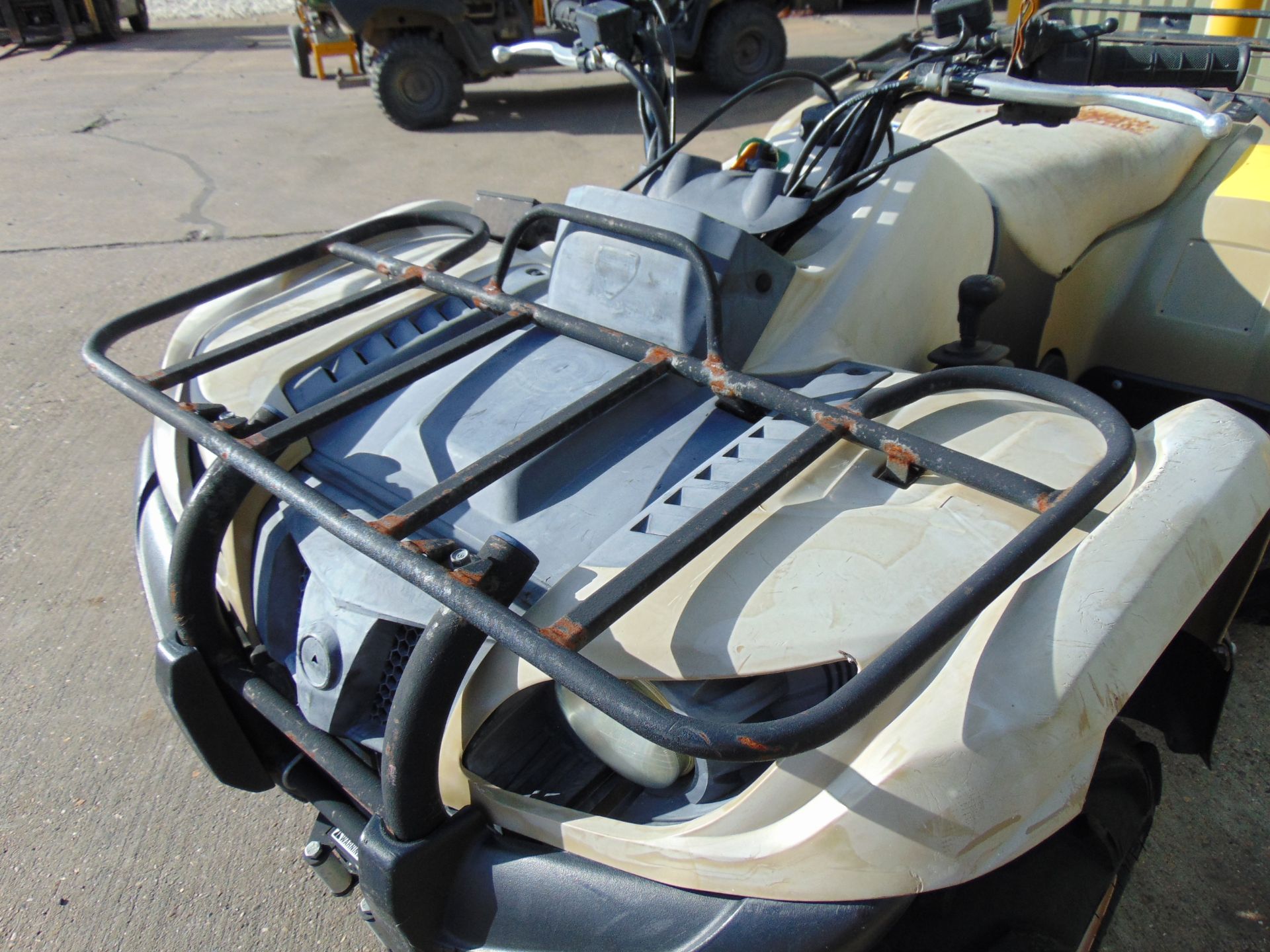 Recent Release Military Specification Yamaha Grizzly 450 4 x 4 ATV Quad Bike - Image 10 of 15