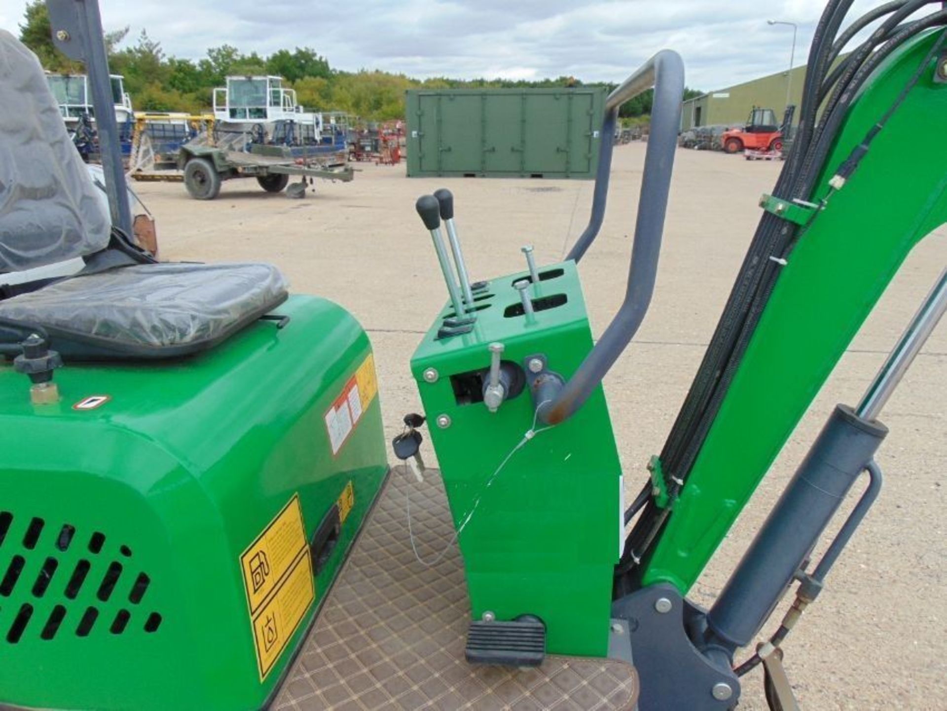 Unused AT 10 Diesel Rubber Tracked Mini Excavator c/w bucket, front blade, piped for Hammer etc - Image 12 of 17