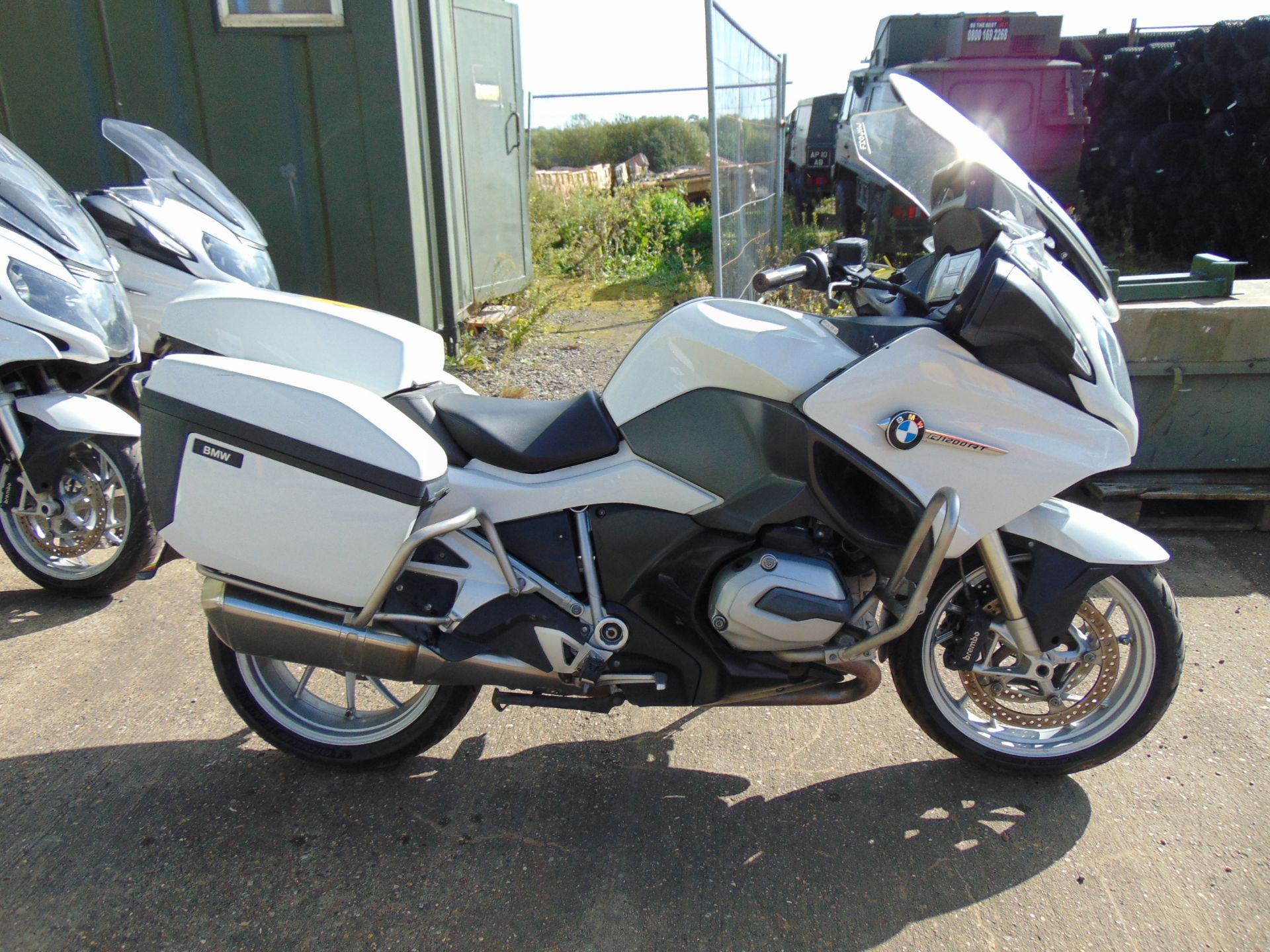 UK Police 2015 BMW R1200RT Motorbike - Image 5 of 19