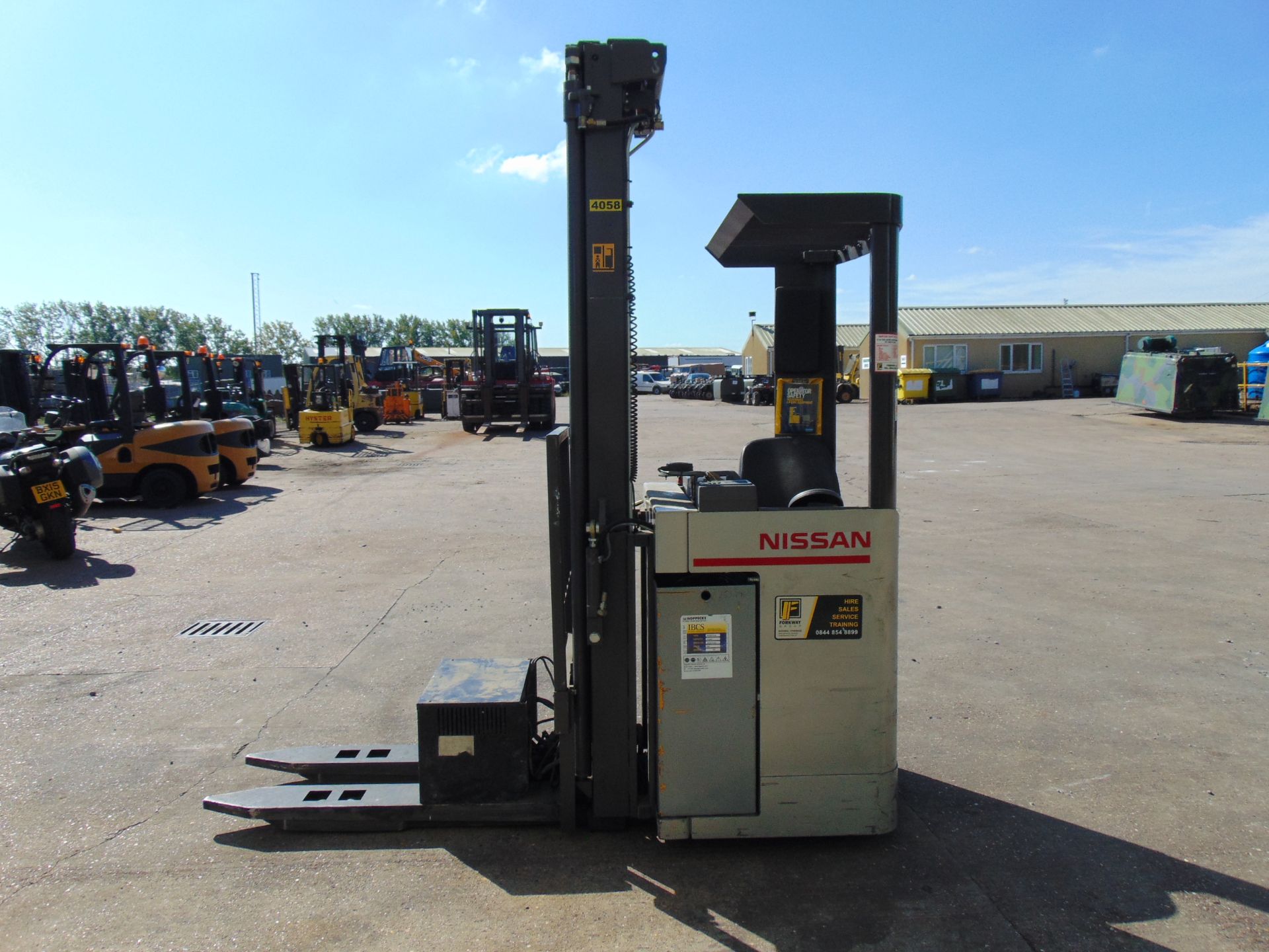 Nissan XSN160 Electric Forklift C/W Charger ONLY 94 HOURS! - Bild 5 aus 21