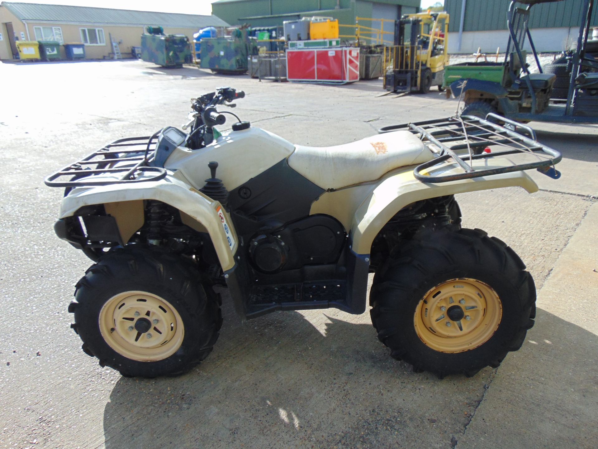 Recent Release Military Specification Yamaha Grizzly 450 4 x 4 ATV Quad Bike - Image 4 of 15