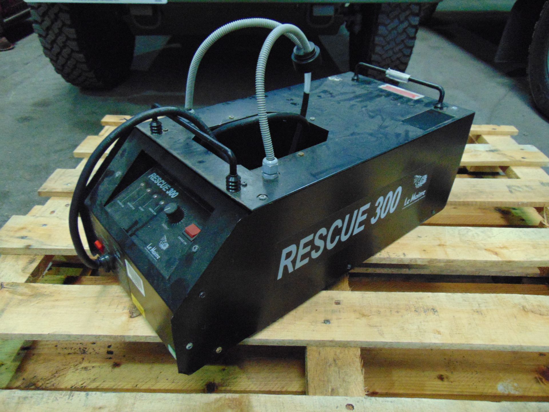 Le Maitre Rescue 300 Smoke Machine