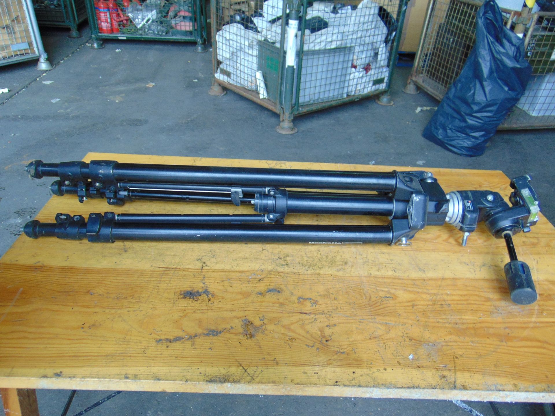 Manfrotto Fully Adjustable Tripod Assembly