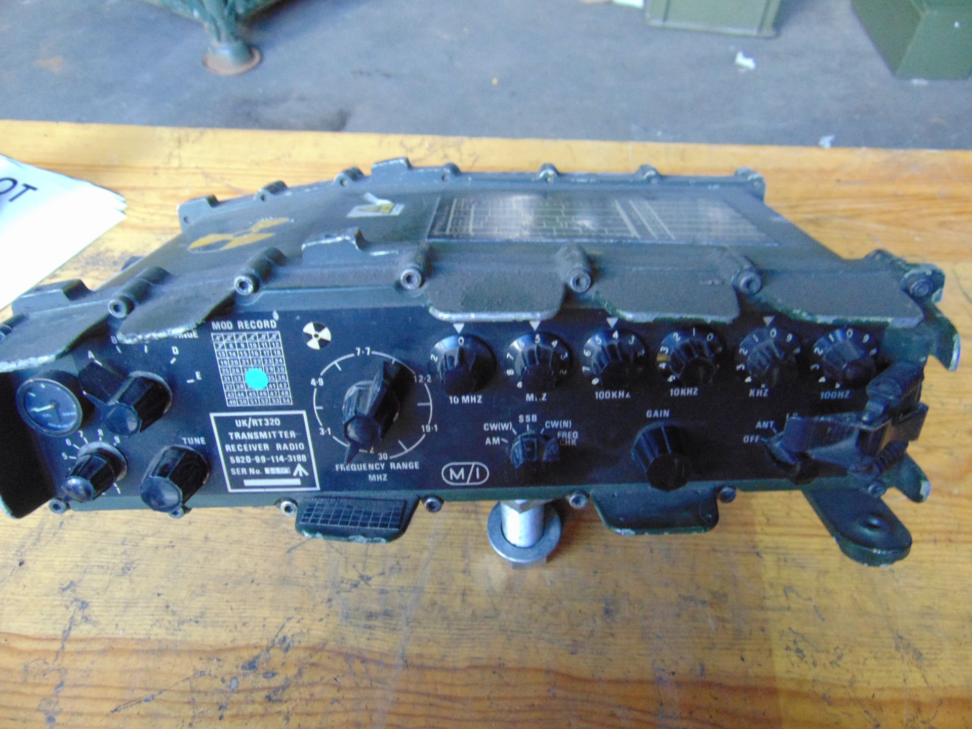 Clansman UK/RT 320 HF Transmitter Receiver Radio - Image 2 of 5