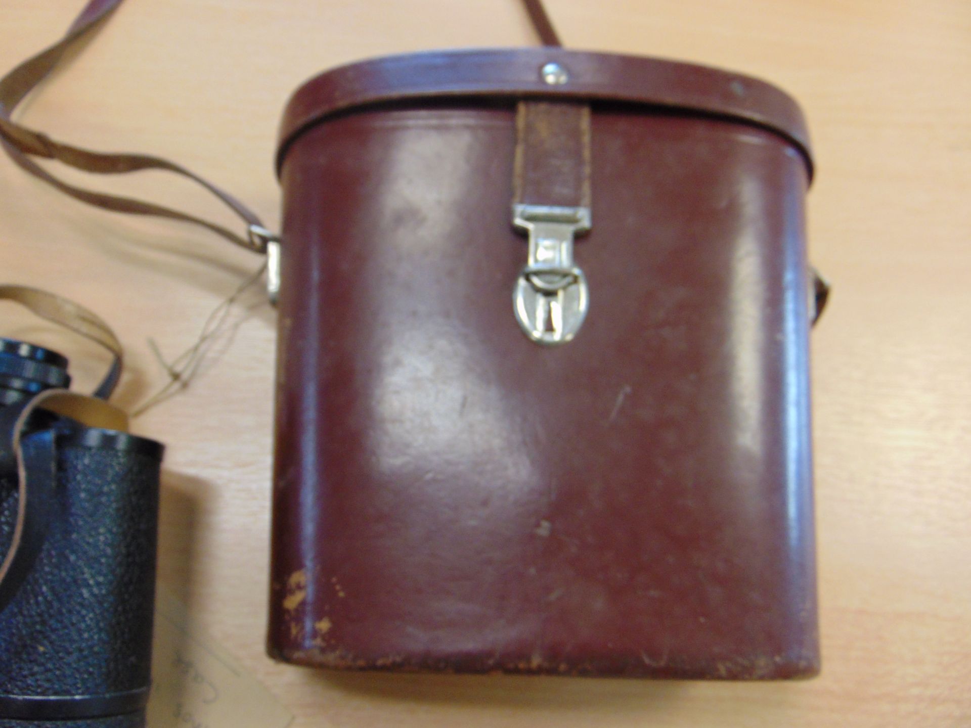 Very Nice Pair of Carl Zeiss Jena 10x 50 w Multi Coated Binos in Original Leather Case - Image 8 of 8