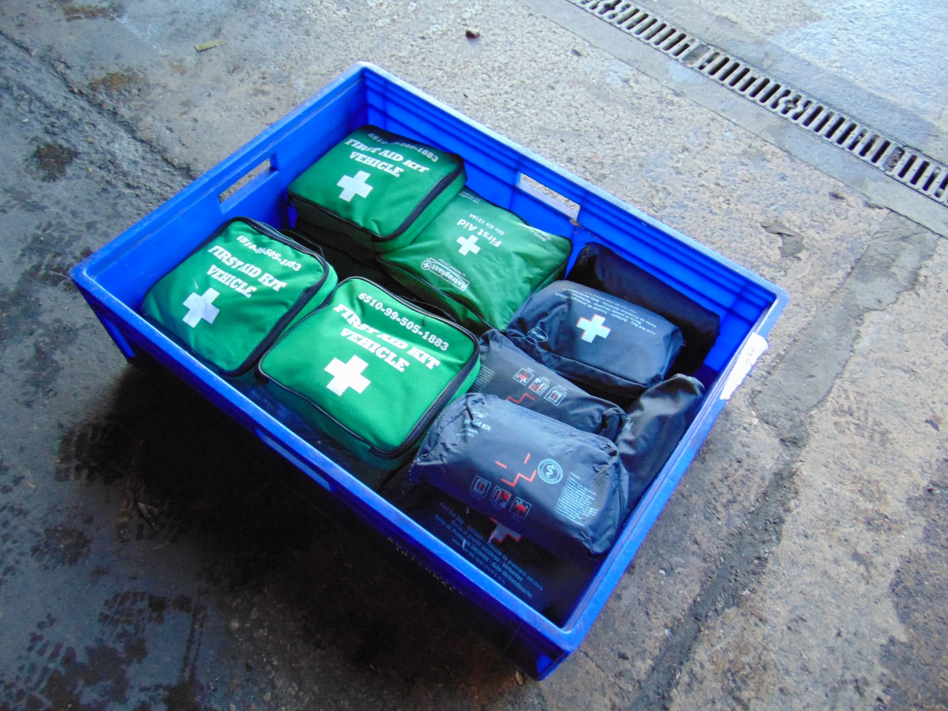 20x Vehicle First Aid Kits - Image 2 of 4