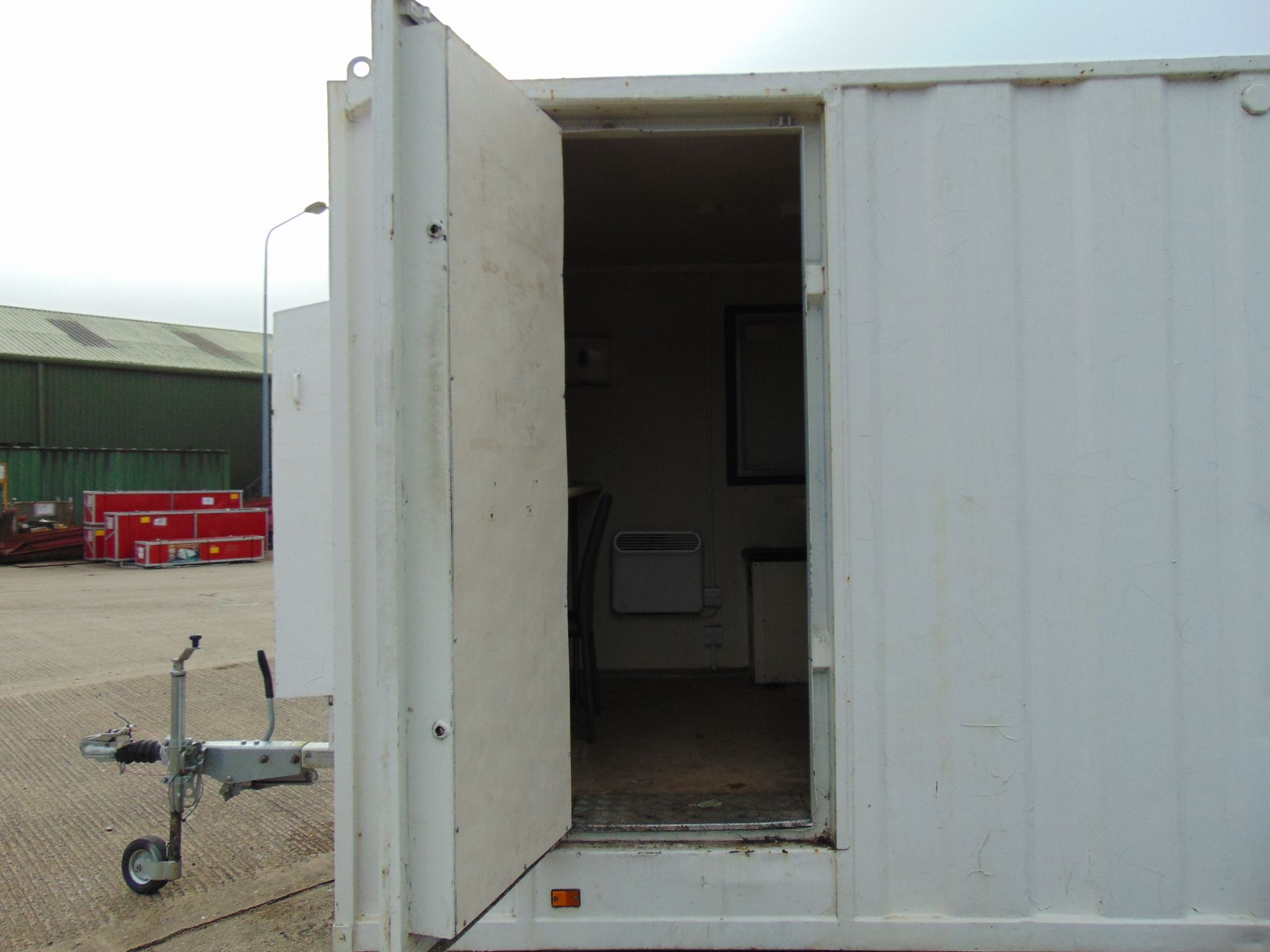 Groundhog GP360 Anti Vandle Towable Welfare Unit - Image 14 of 26