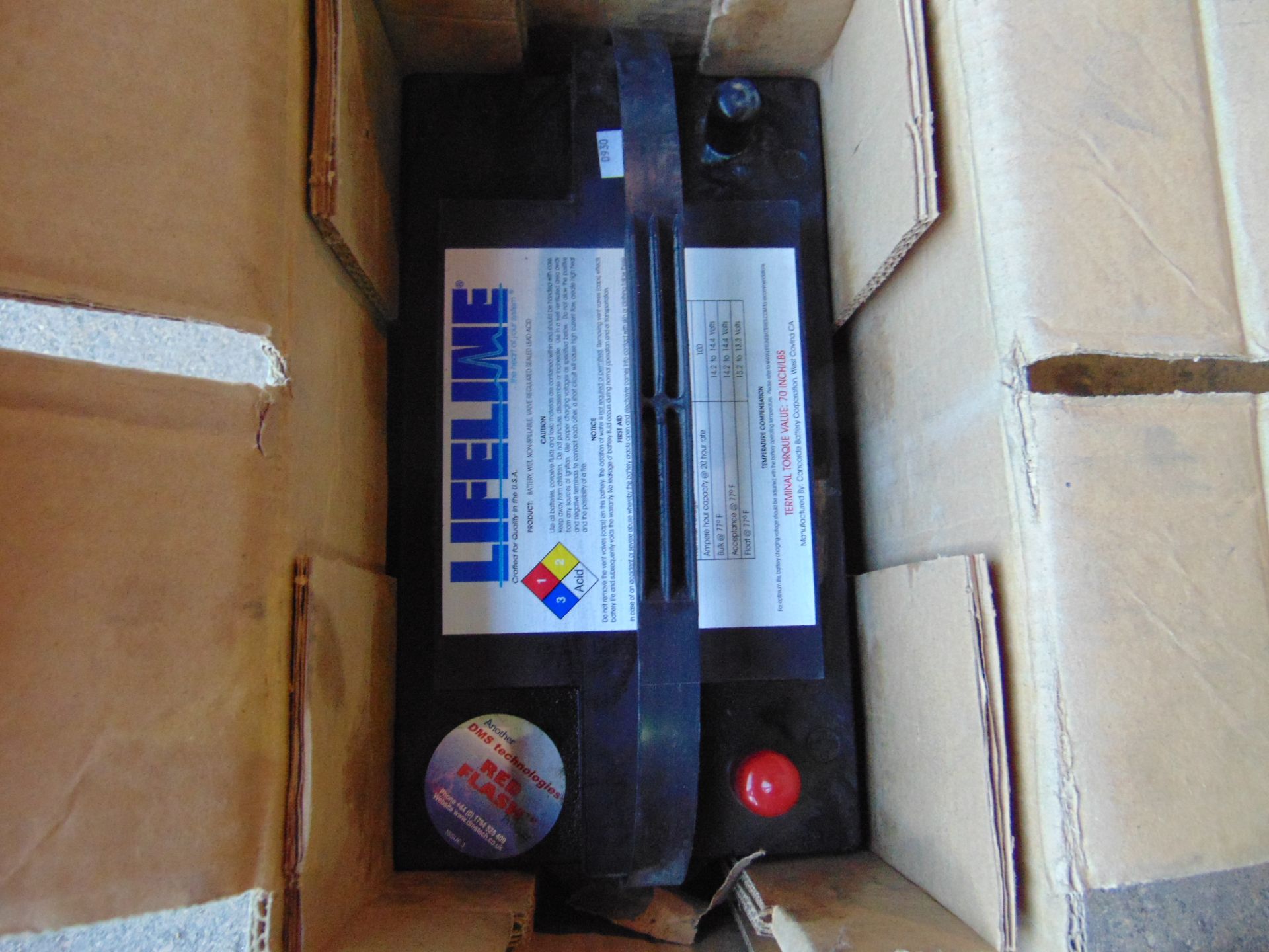 Red Flash Lifeline 12 Volt 100 A/H non Spillable battery Unissued - Image 3 of 4