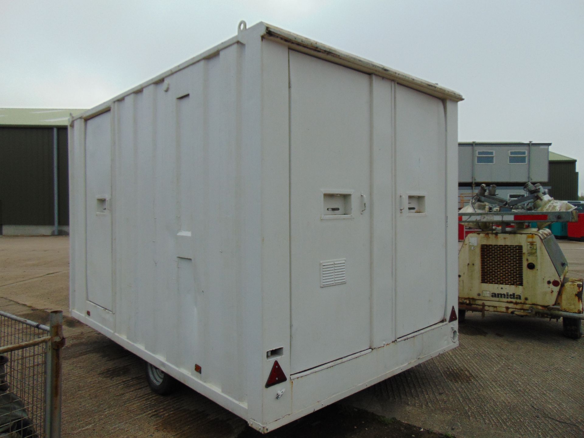 Groundhog GP360 Anti Vandle Towable Welfare Unit - Image 4 of 26