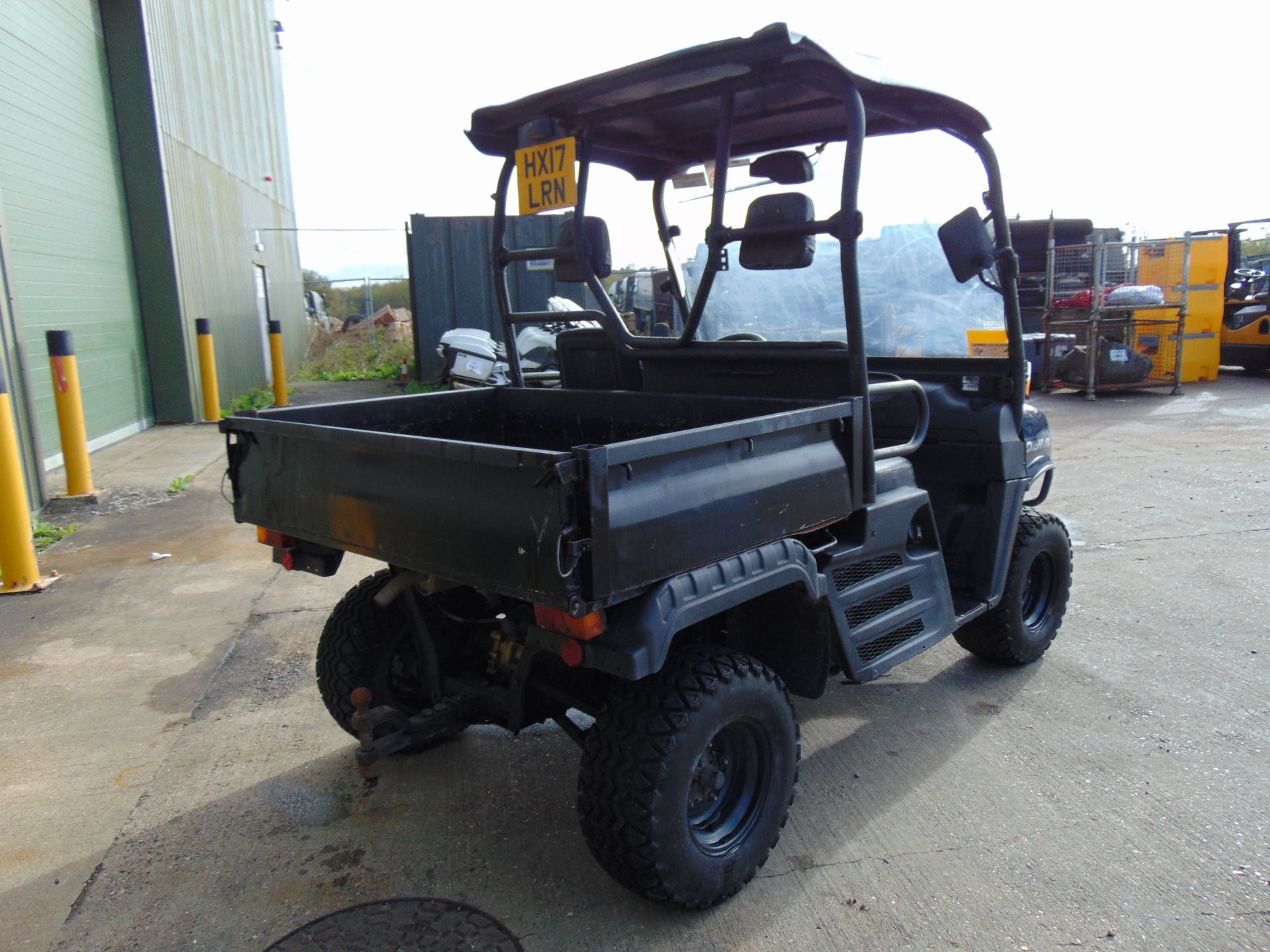 2017 Cushman XD1600 4x4 Diesel Utility Vehicle Showing 834 hrs - Image 8 of 20