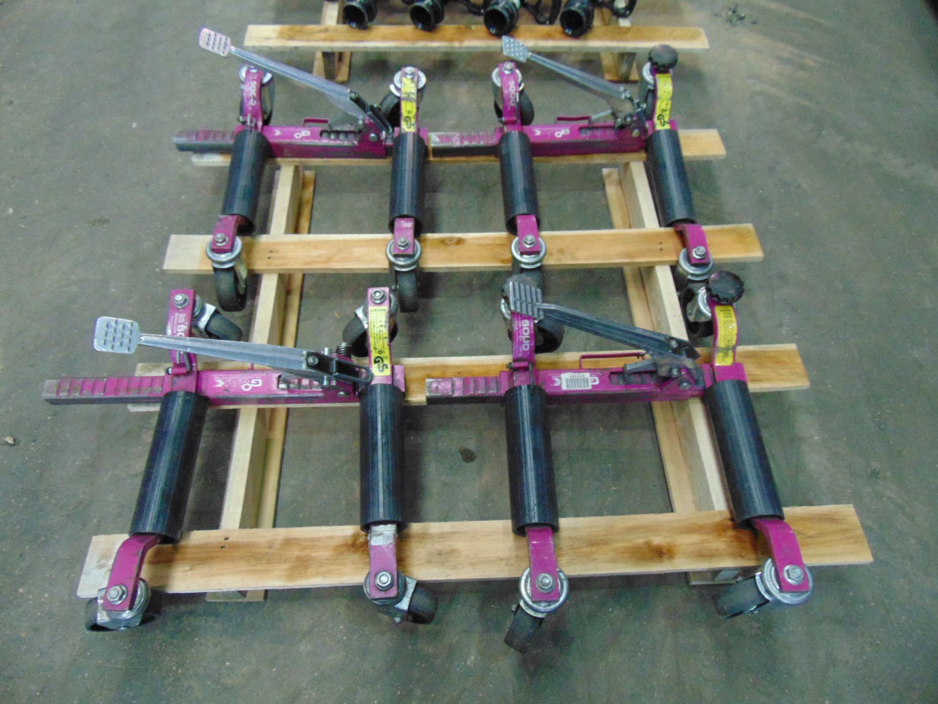Set of 4 GoJak 5000 Vehicle Skates Autolift Manoeuvring Jacks