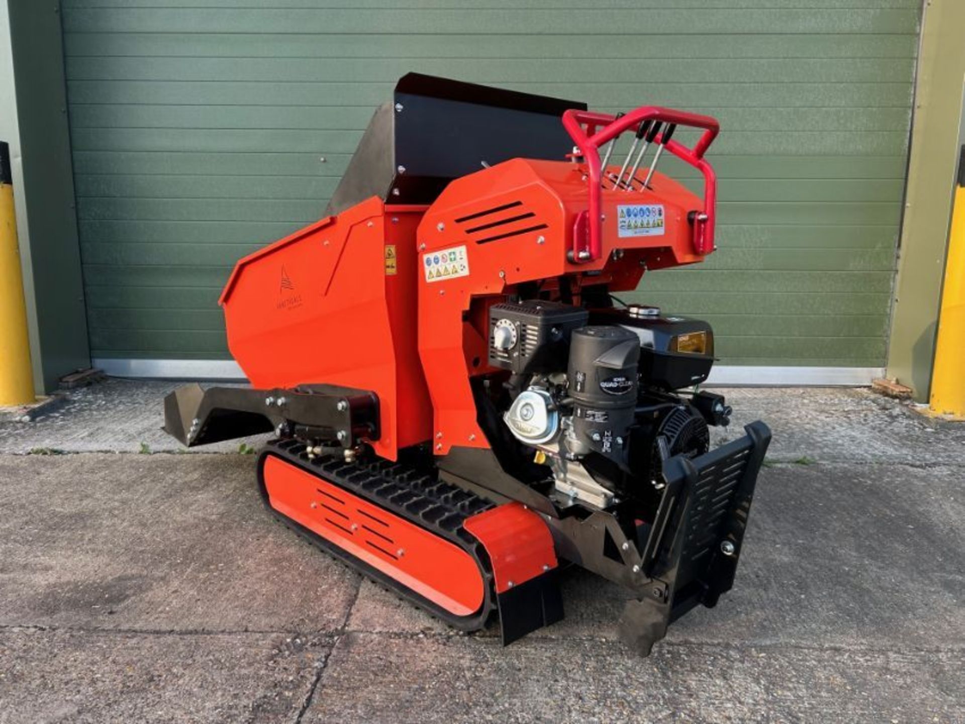 New and unused Armstrong DR-MD-150PRO Self-Loading Tracked Dumper - Image 9 of 21