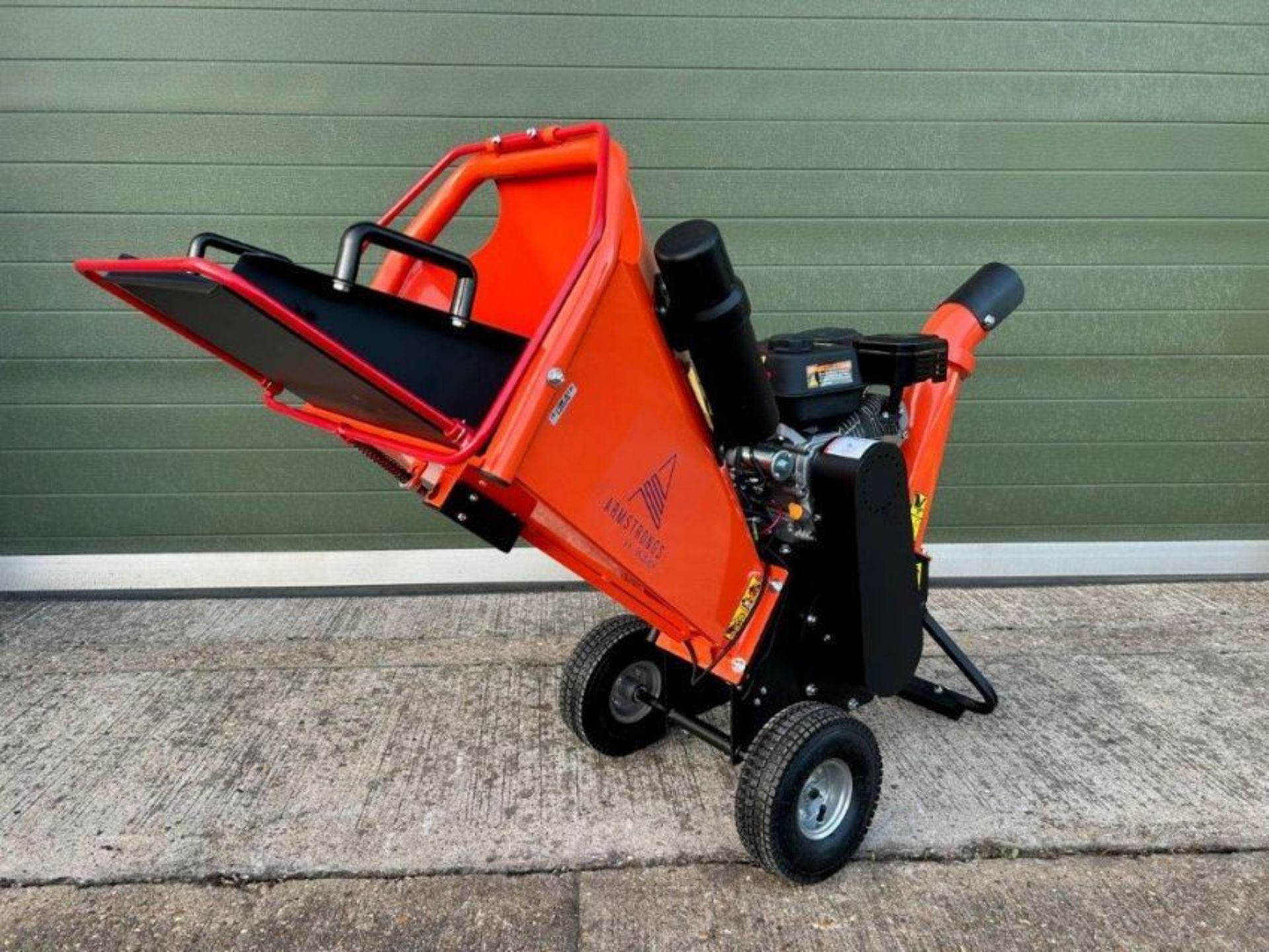 Brand New and unused, Armstrong DR-GS-65H Electric start Petrol Wood Chipper - Image 5 of 20