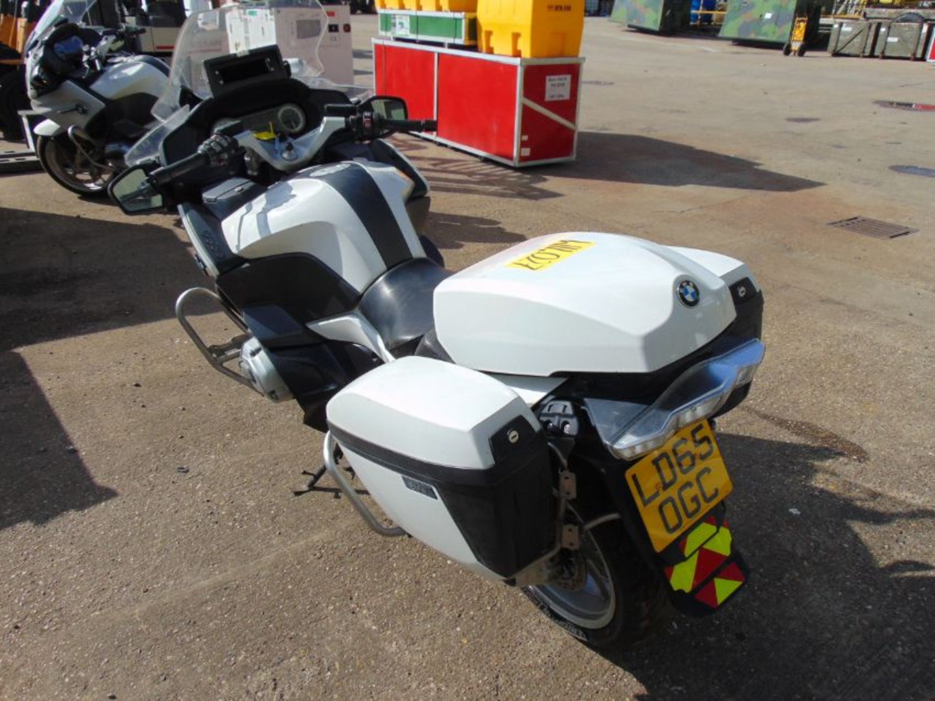 UK Police 2015 BMW R1200RT Motorbike - Image 8 of 19