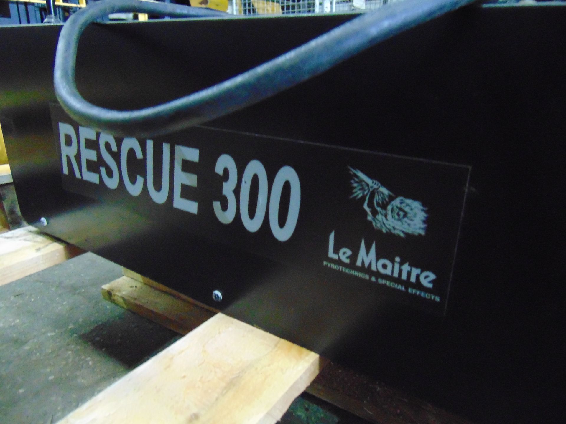 Le Maitre Rescue 300 Smoke Machine - Image 4 of 4