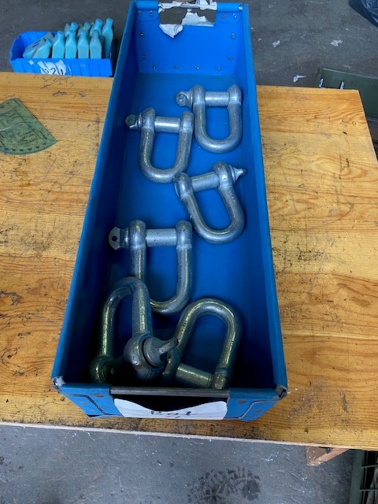 6x New Unissued 2.25 ton Recovery D Shackles