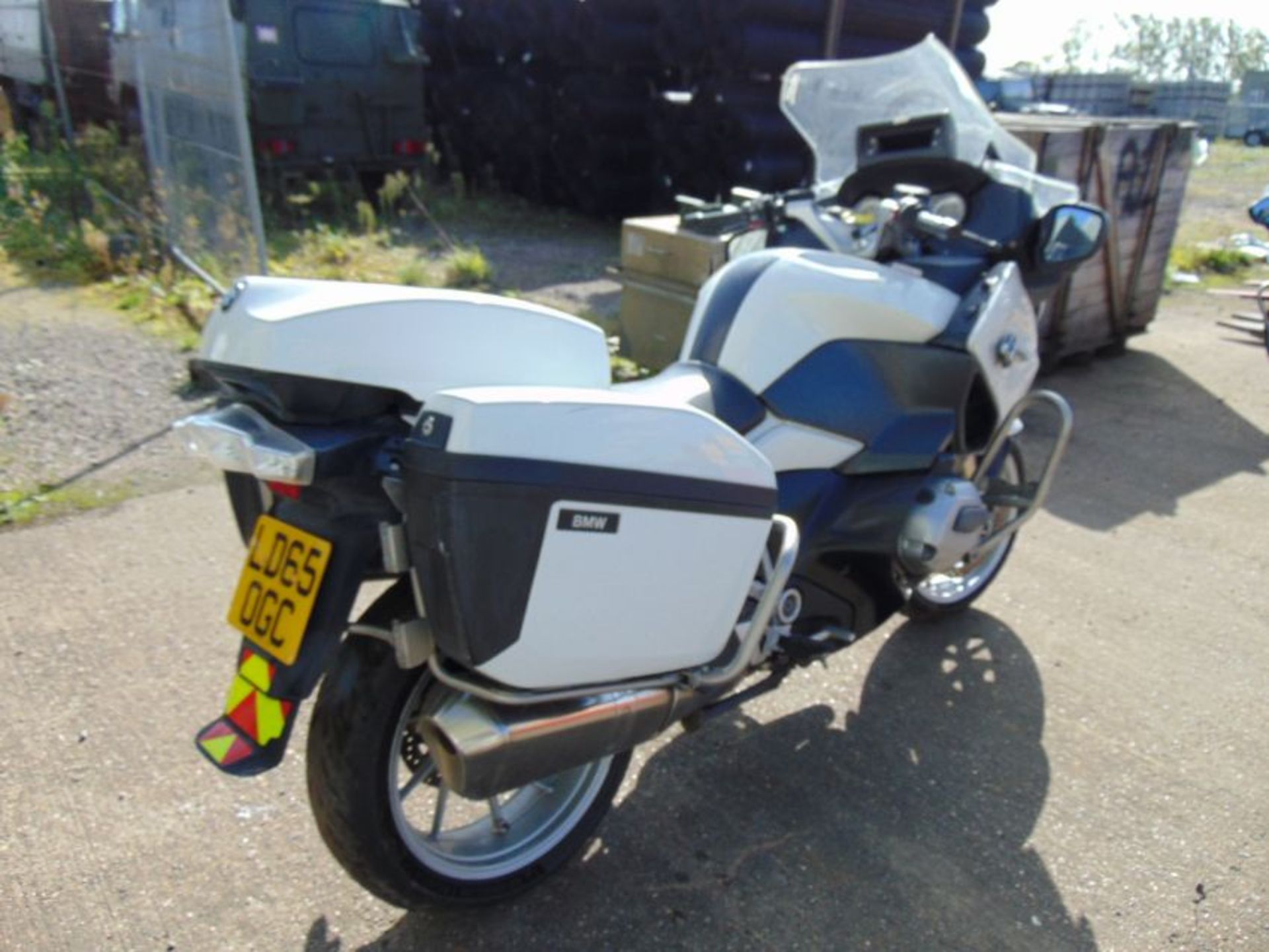 UK Police 2015 BMW R1200RT Motorbike - Image 6 of 19
