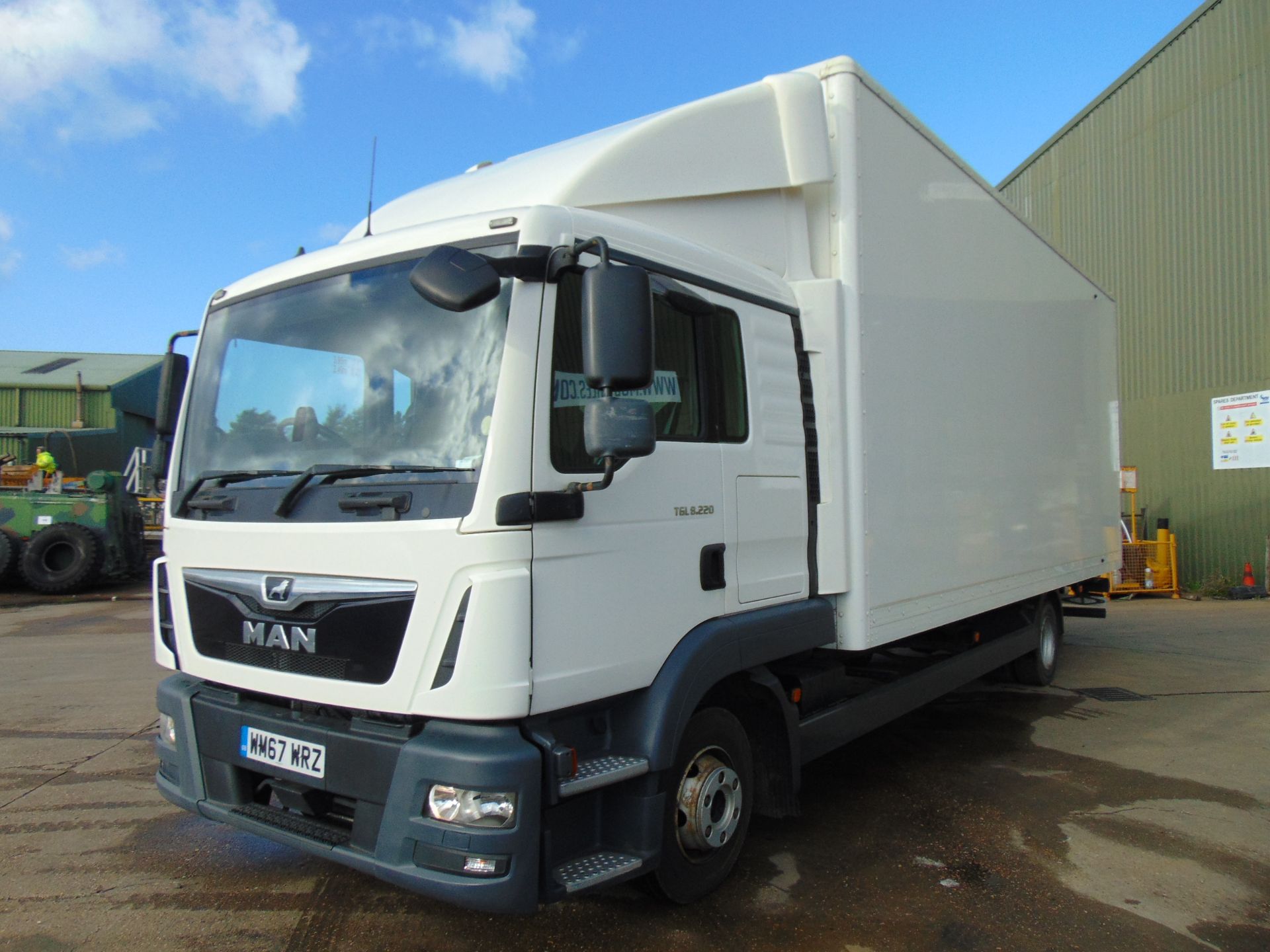 2018 1 Owner MAN TGL L.2007.46.011 Box Lorry - Image 4 of 35