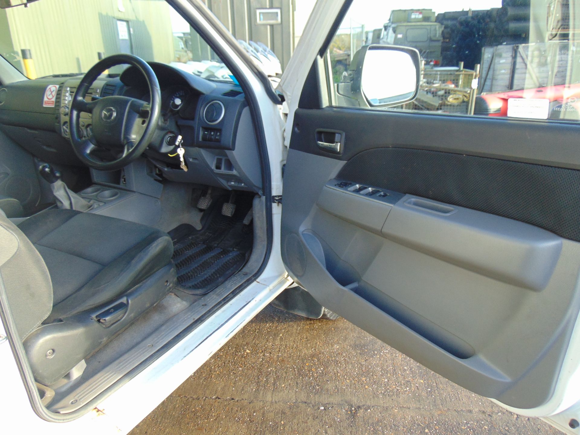 2009 Mazda BT-50 TS 4x4 Doucle Cab Pickup - Image 13 of 23