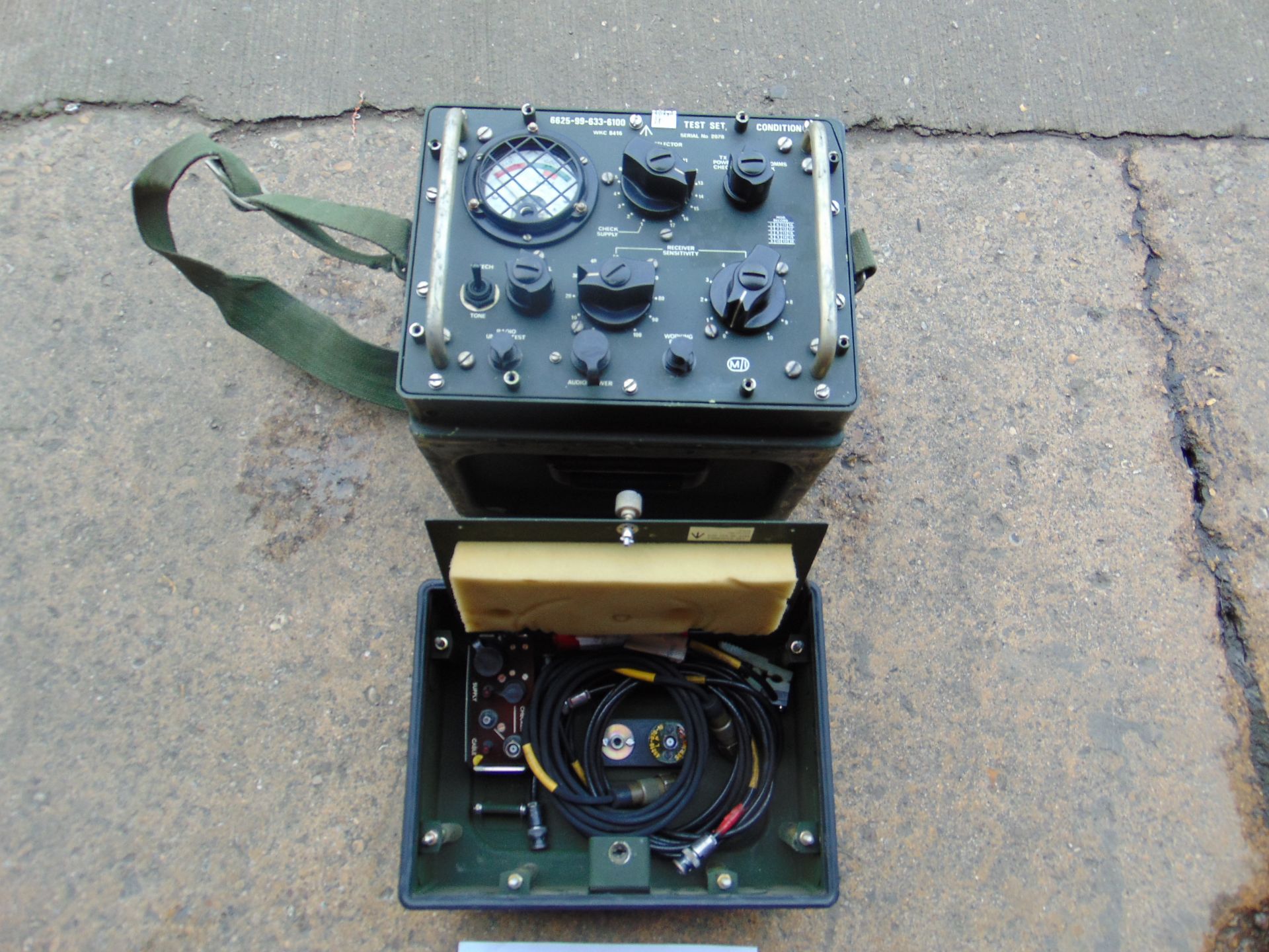 Test Set Clansman Radios c/w Accessories - Image 2 of 5
