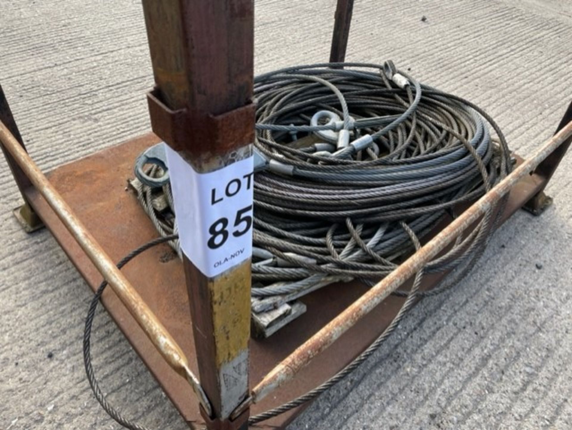 1X LARGE STILLAGE OF WINCH ROPES AND AFV 4432 ETC RECOVERY ROPES - Image 2 of 3