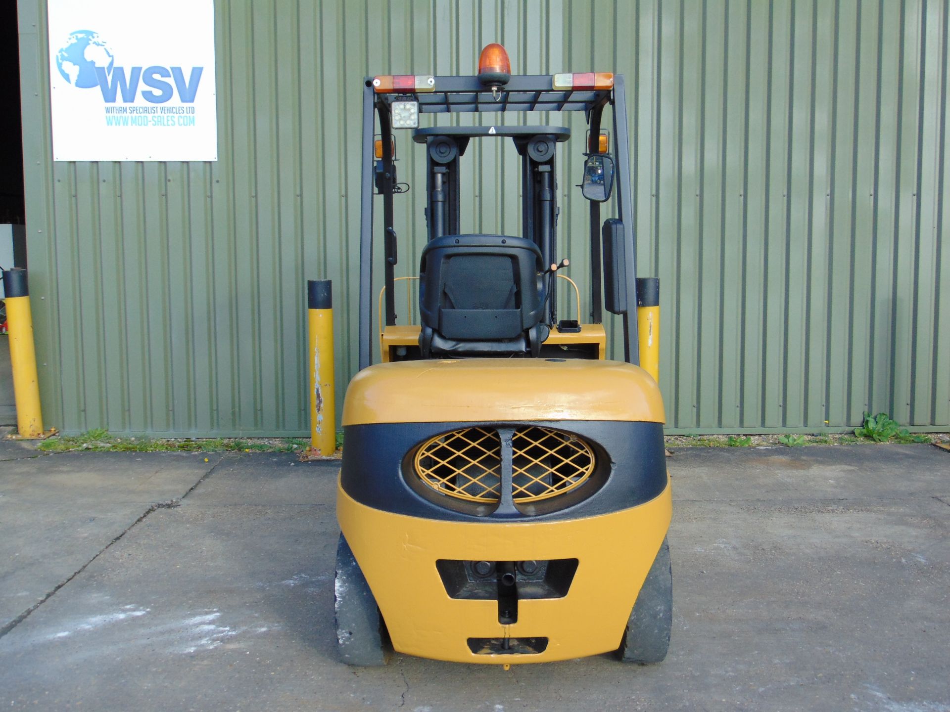 Maximal M30 2500Kg Diesel Fork Lift Truck ONLY 1,876 HOURS! - Image 3 of 26
