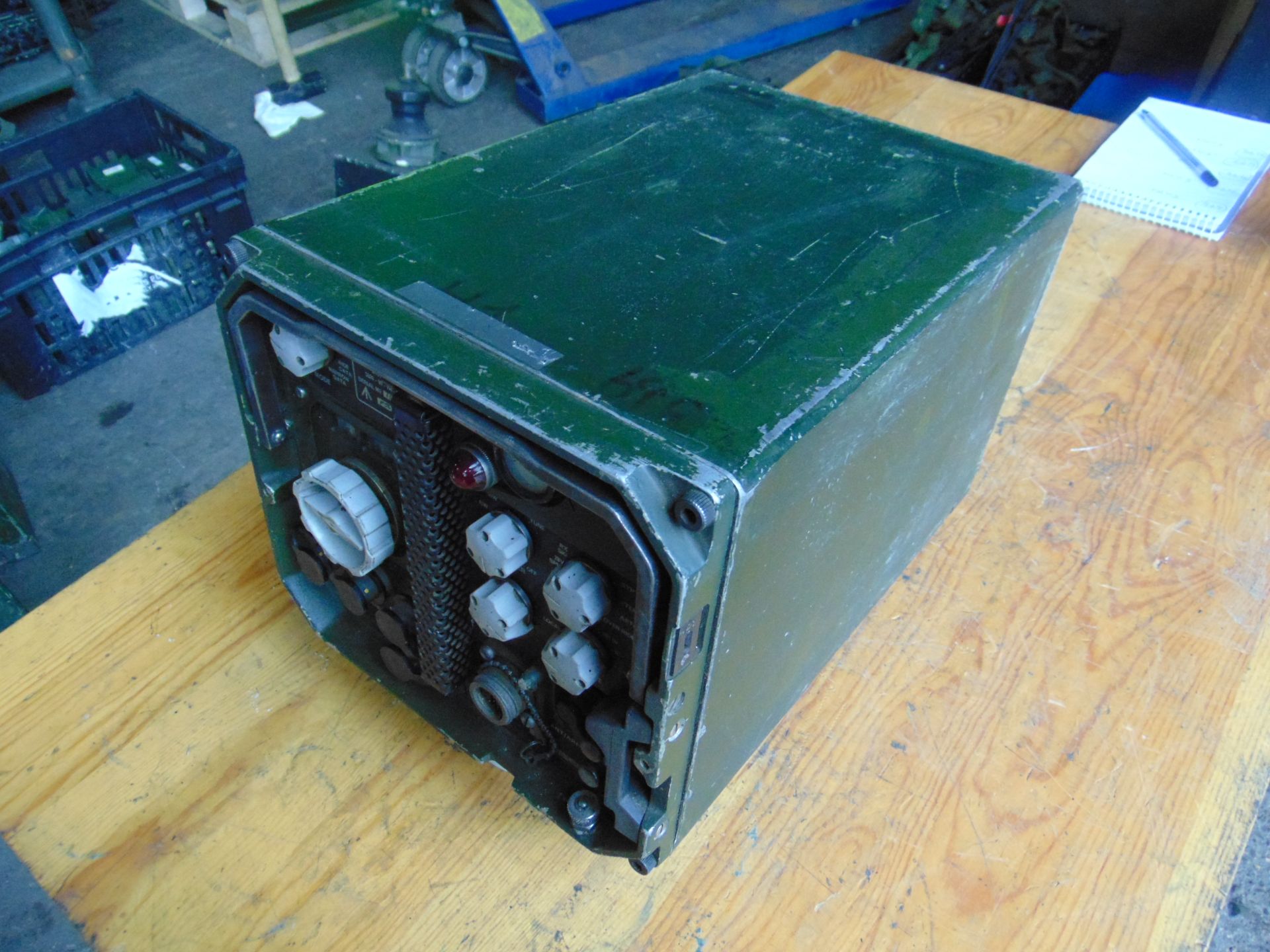 Clansman UK RT 353 VHF Transmitter Receiver Radio - Image 5 of 5
