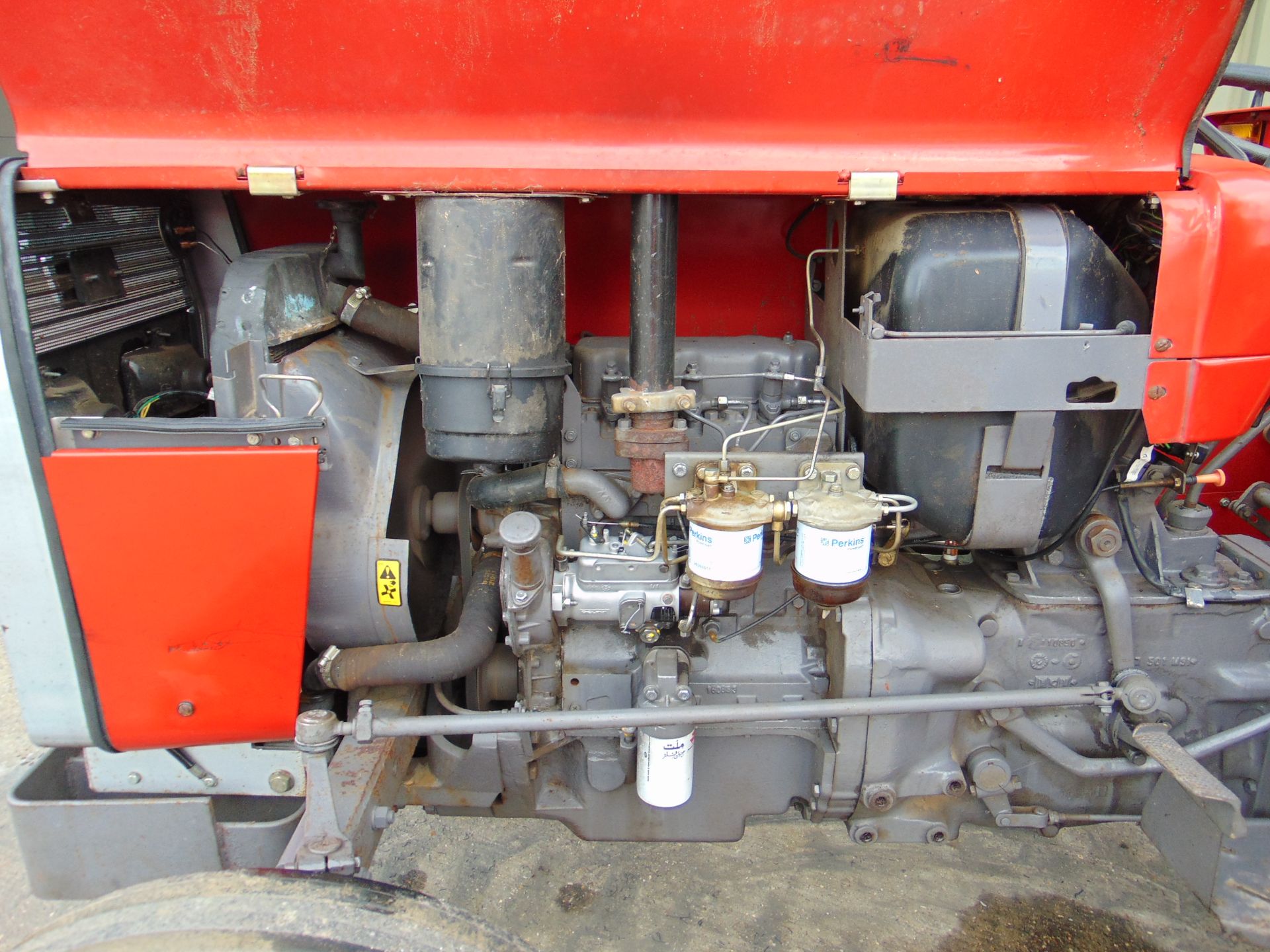 Massey Ferguson 240 Tractor - Image 18 of 33