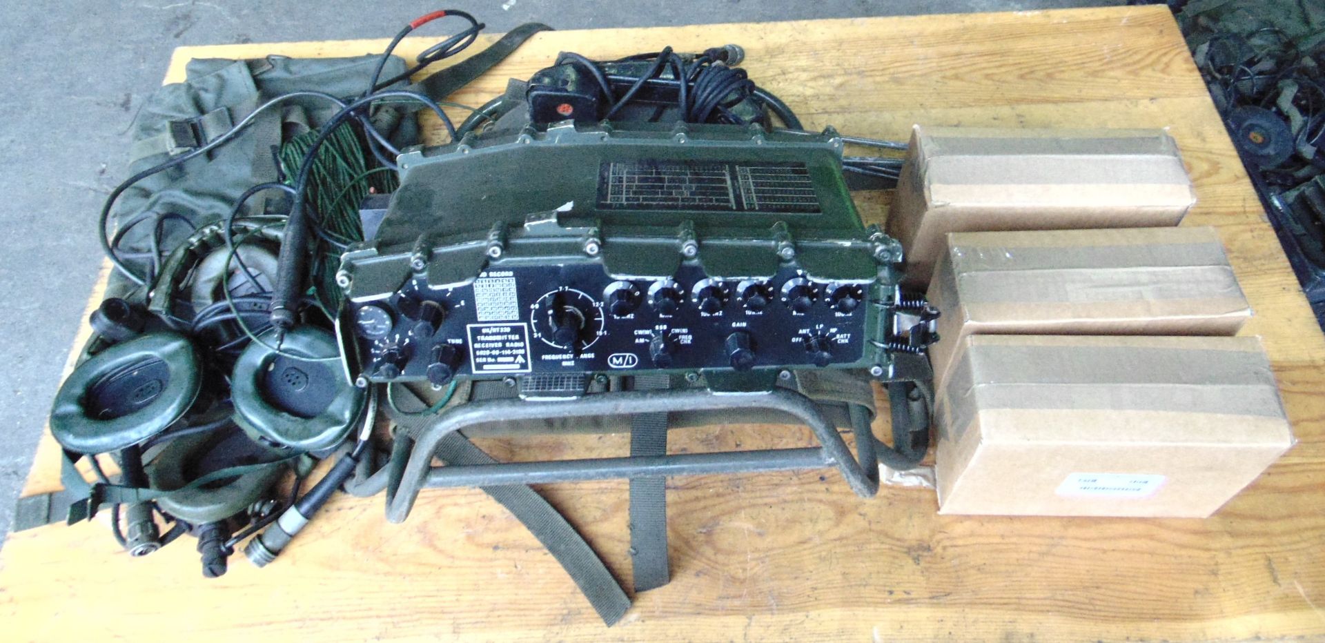 Clansman UK RT 320 HF Transmitter Receivers c/w 3 Batteries, Antennas, Headsets ect - Image 2 of 6