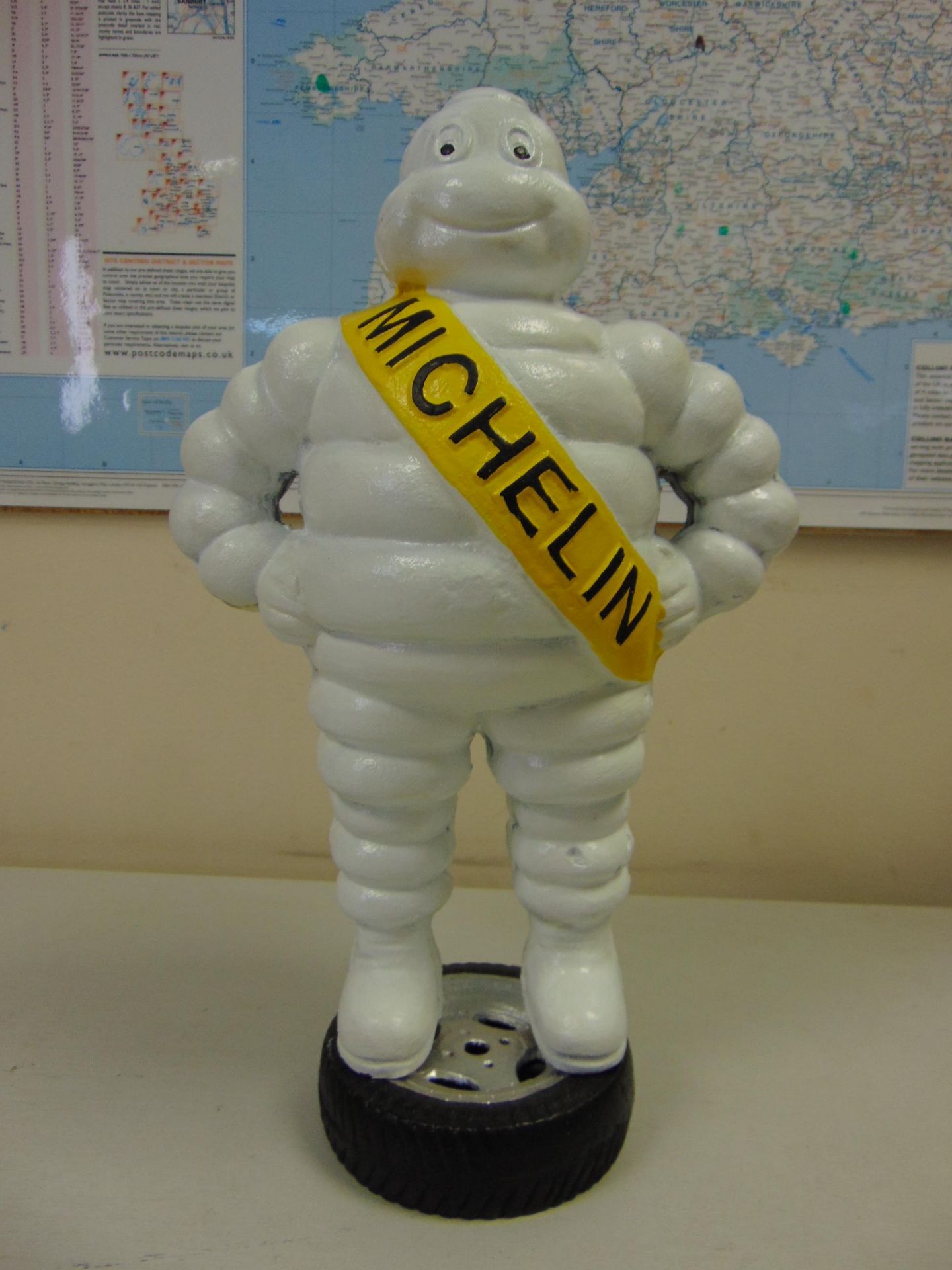 Cast Iron Hand Painted Michelin Man on Tyre - Image 2 of 6