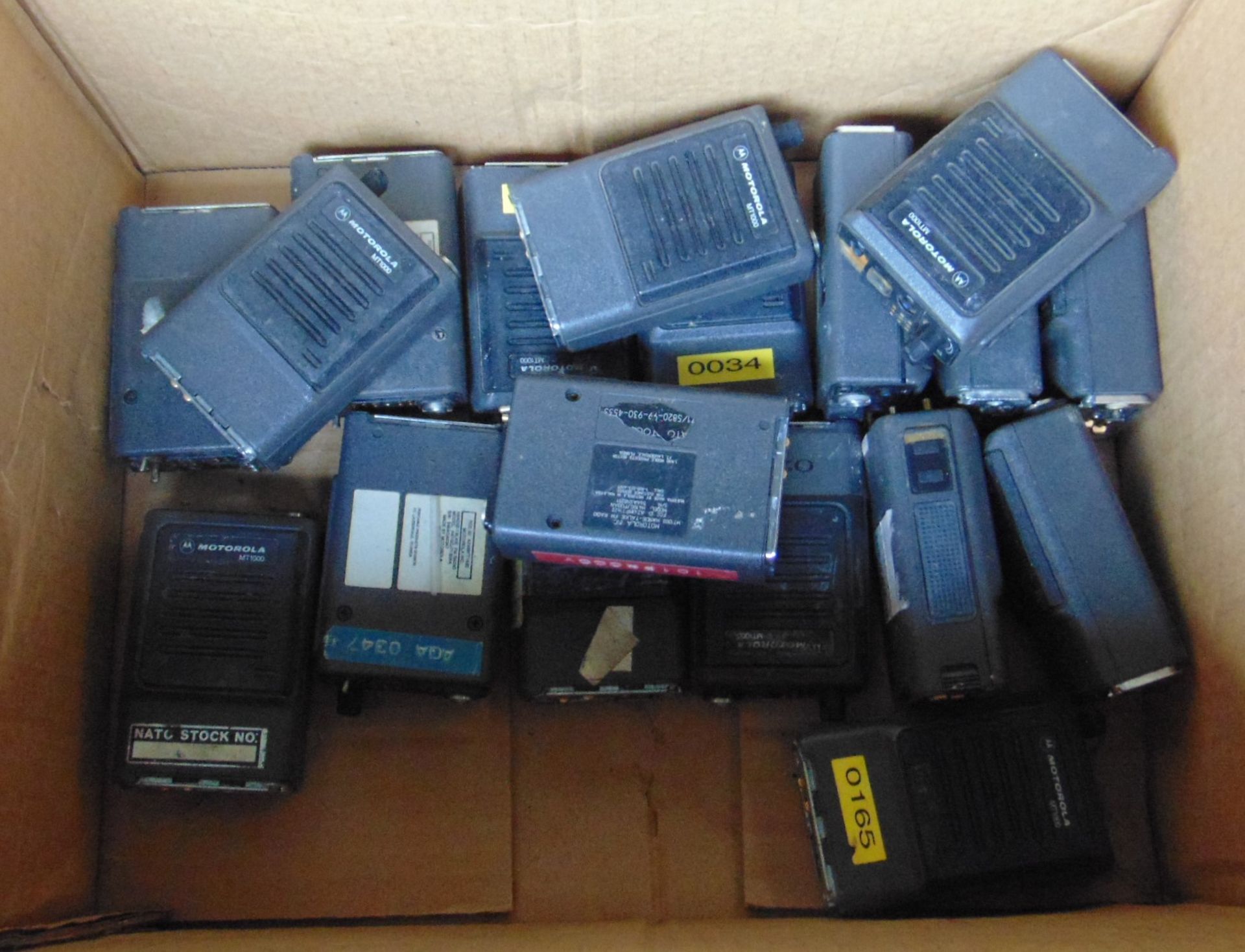 20 x Motorola MT1000 Transmitter Receivers & Charger Bank Ect - Image 4 of 4