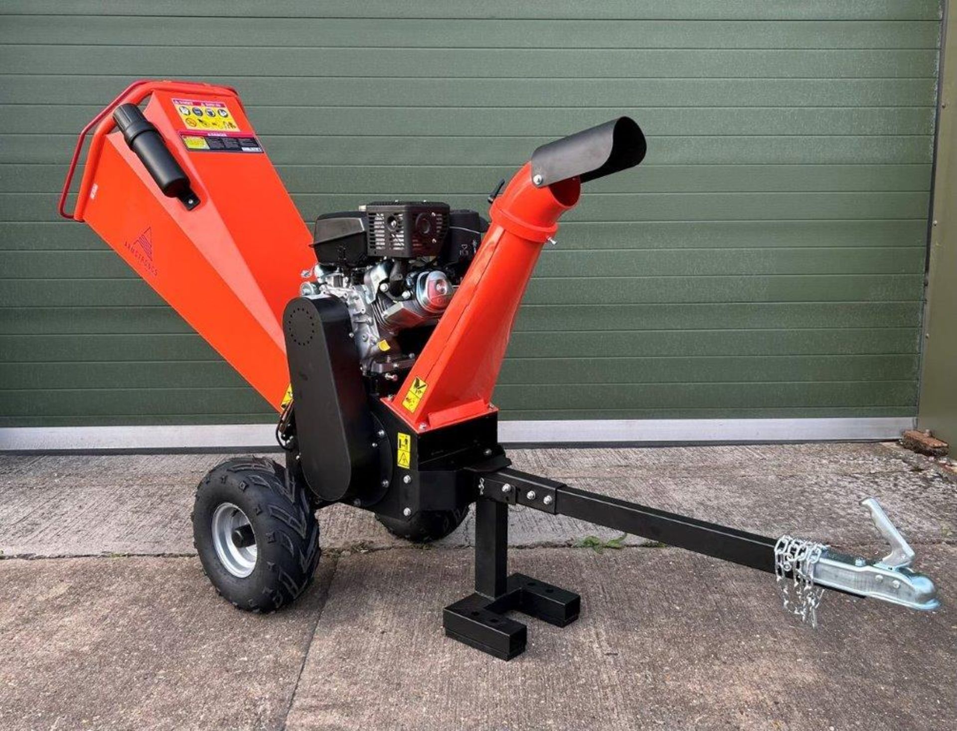 Brand New and unused, Armstrong DR-GS-15H Electric start Petrol Wood Chipper - Image 3 of 20