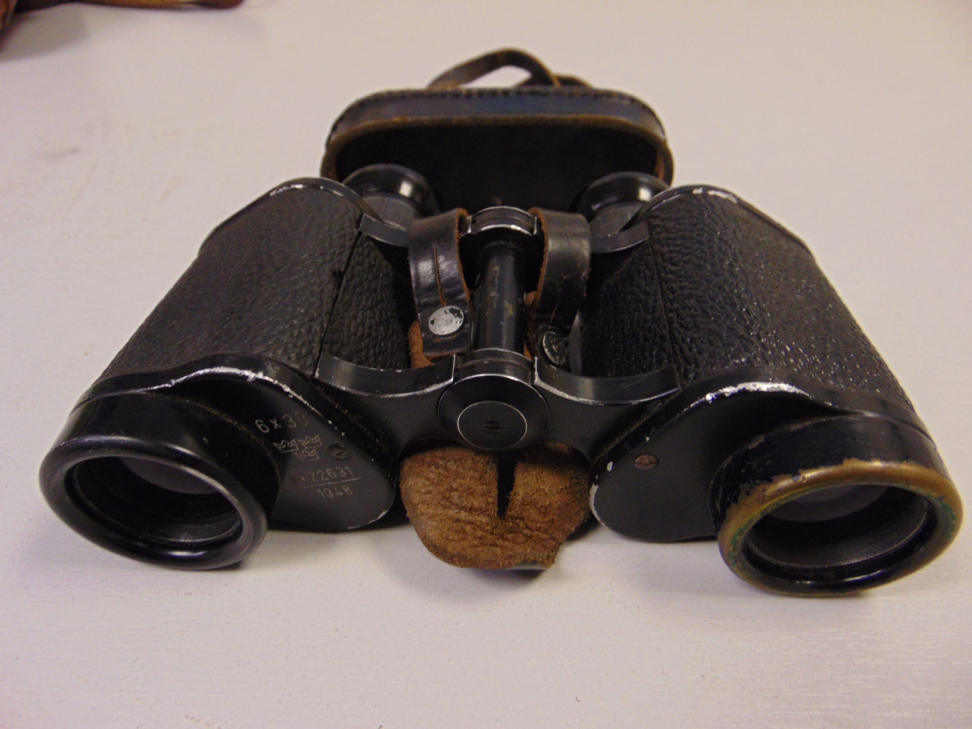 Nice Original Pair of NIFE 6 x 30 Binoculars in Original Leather Case - Image 6 of 11