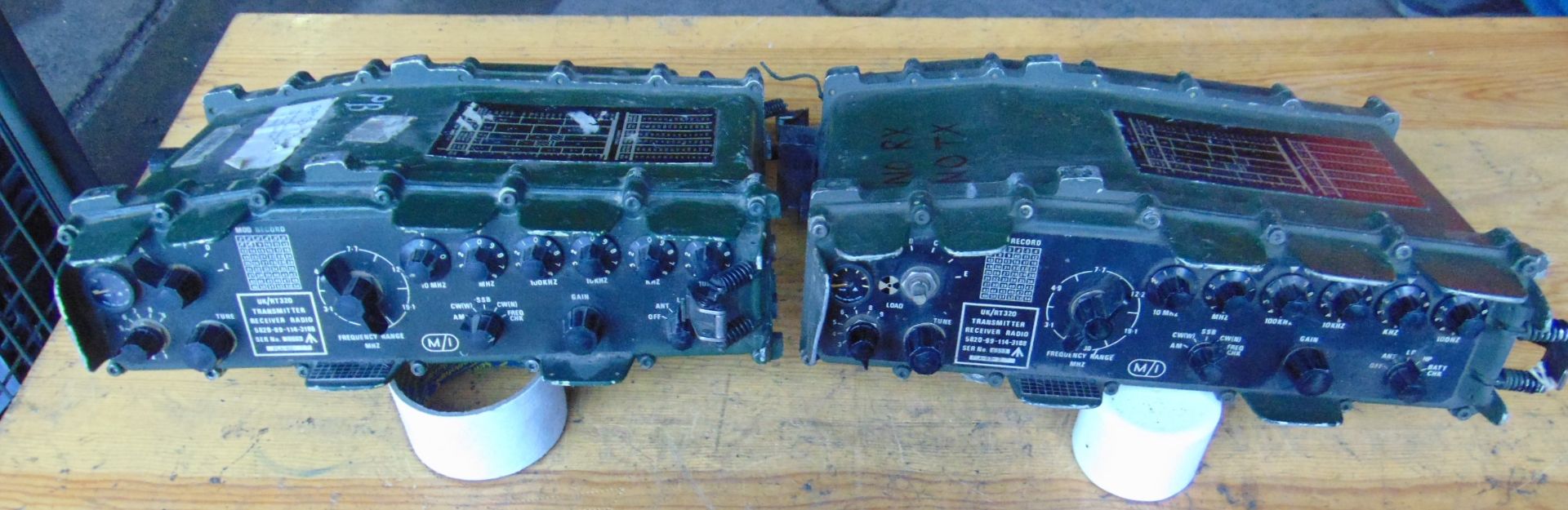 2 x Clansman UKRT 320 HF Transmitter Receivers - Image 2 of 7