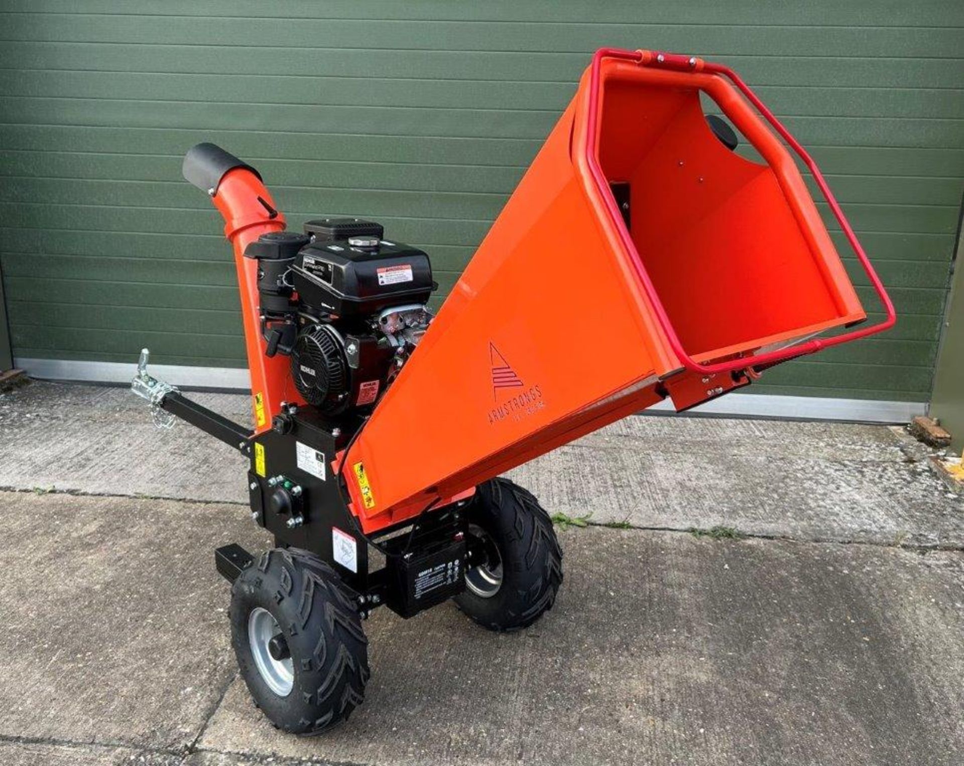 Brand New and unused, Armstrong DR-GS-15H Electric start Petrol Wood Chipper - Image 8 of 20