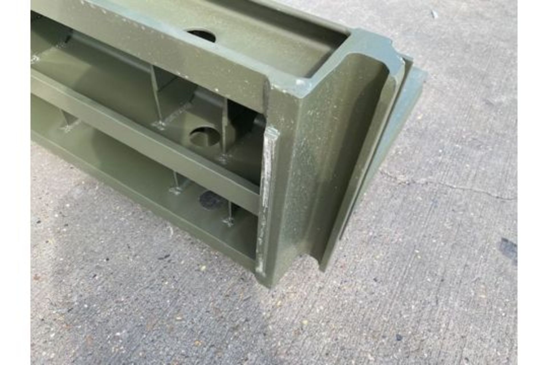Pair of Heavy duty Aluminium Infill Decks/Ramps - Image 8 of 8