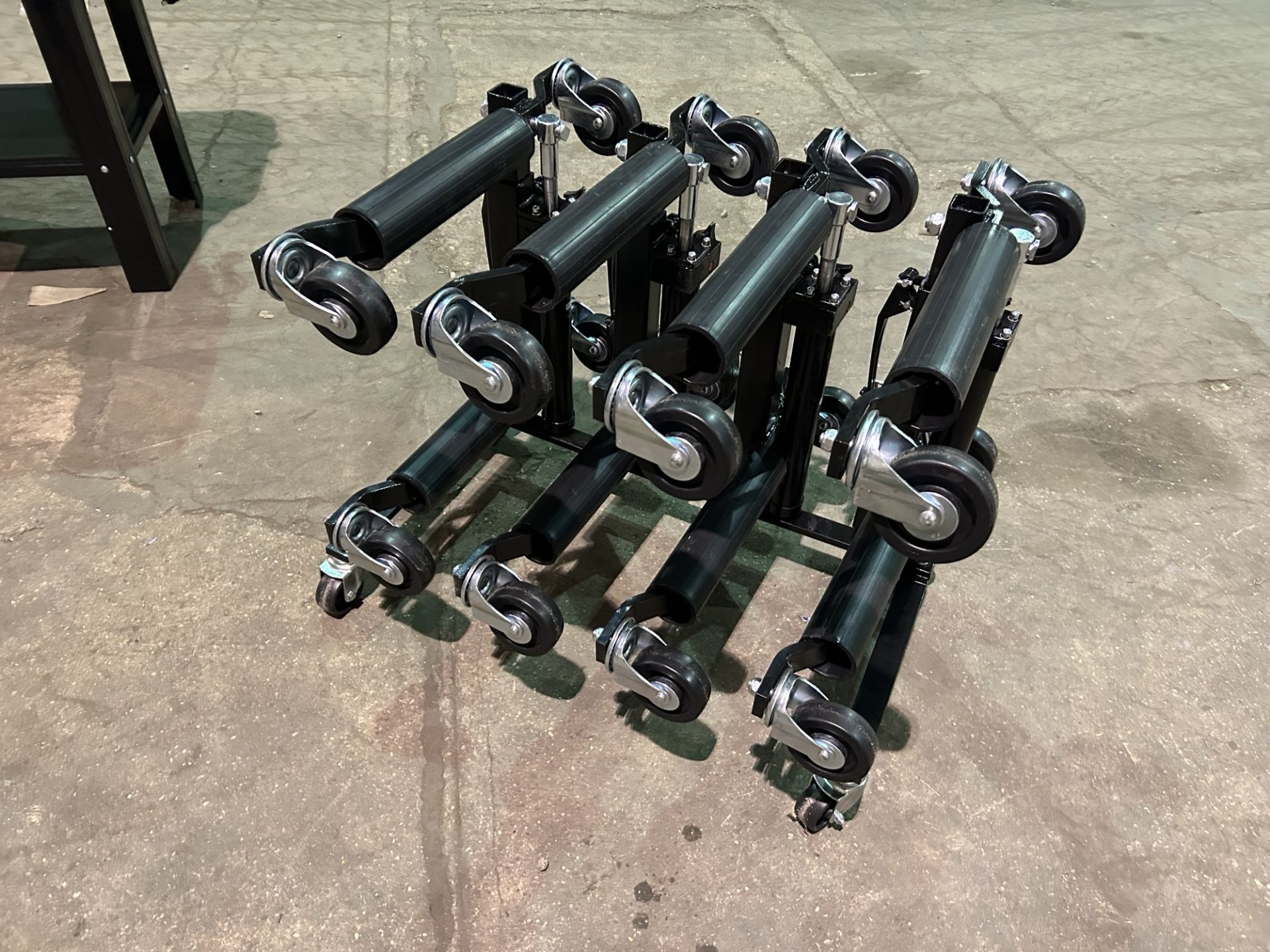 New and unissued set of 4 Heavy Duty Hydraulic Wheels Skates on storage stand - Image 6 of 14