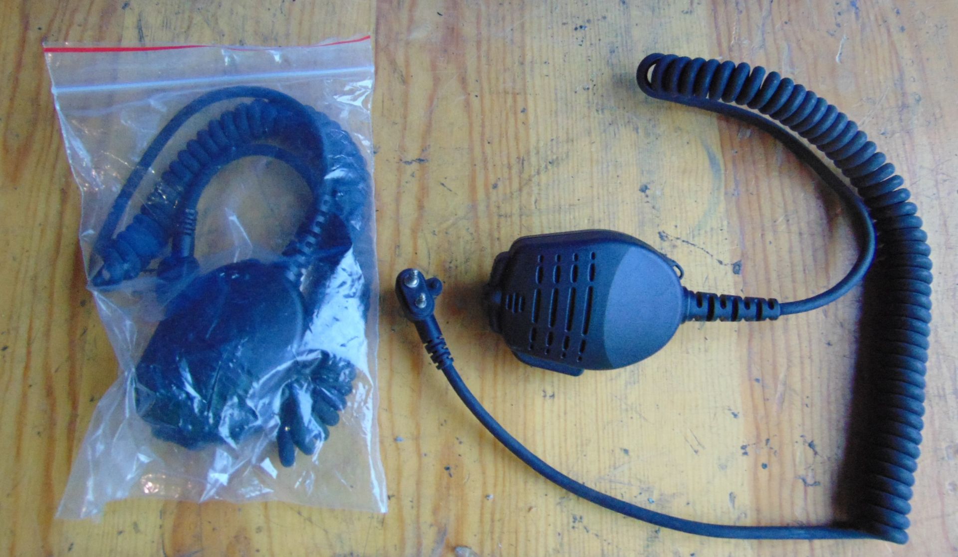 20 x New Unissued Handheld Microphones - Image 3 of 5