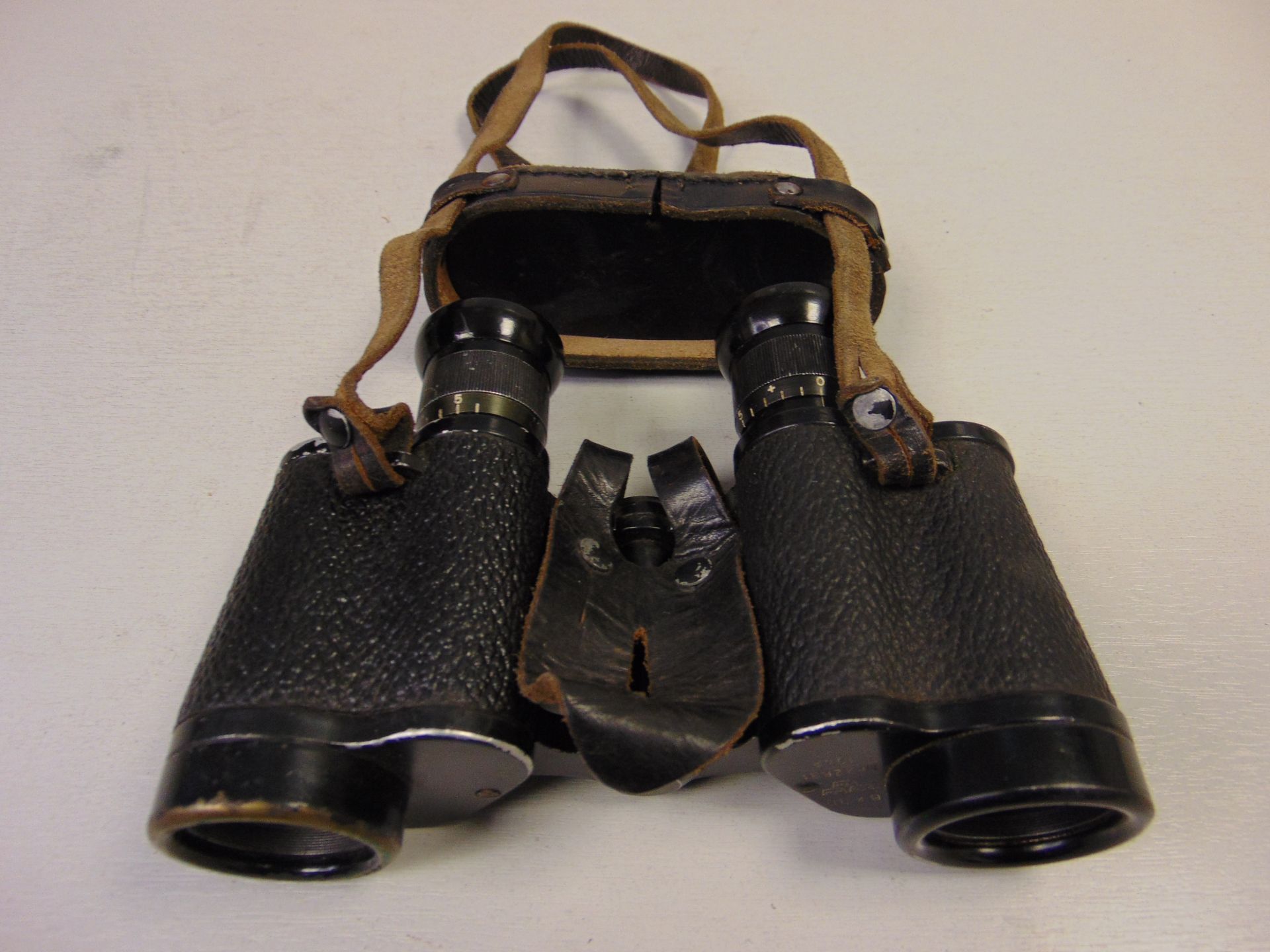 Nice Original Pair of NIFE 6 x 30 Binoculars in Original Leather Case - Image 8 of 11