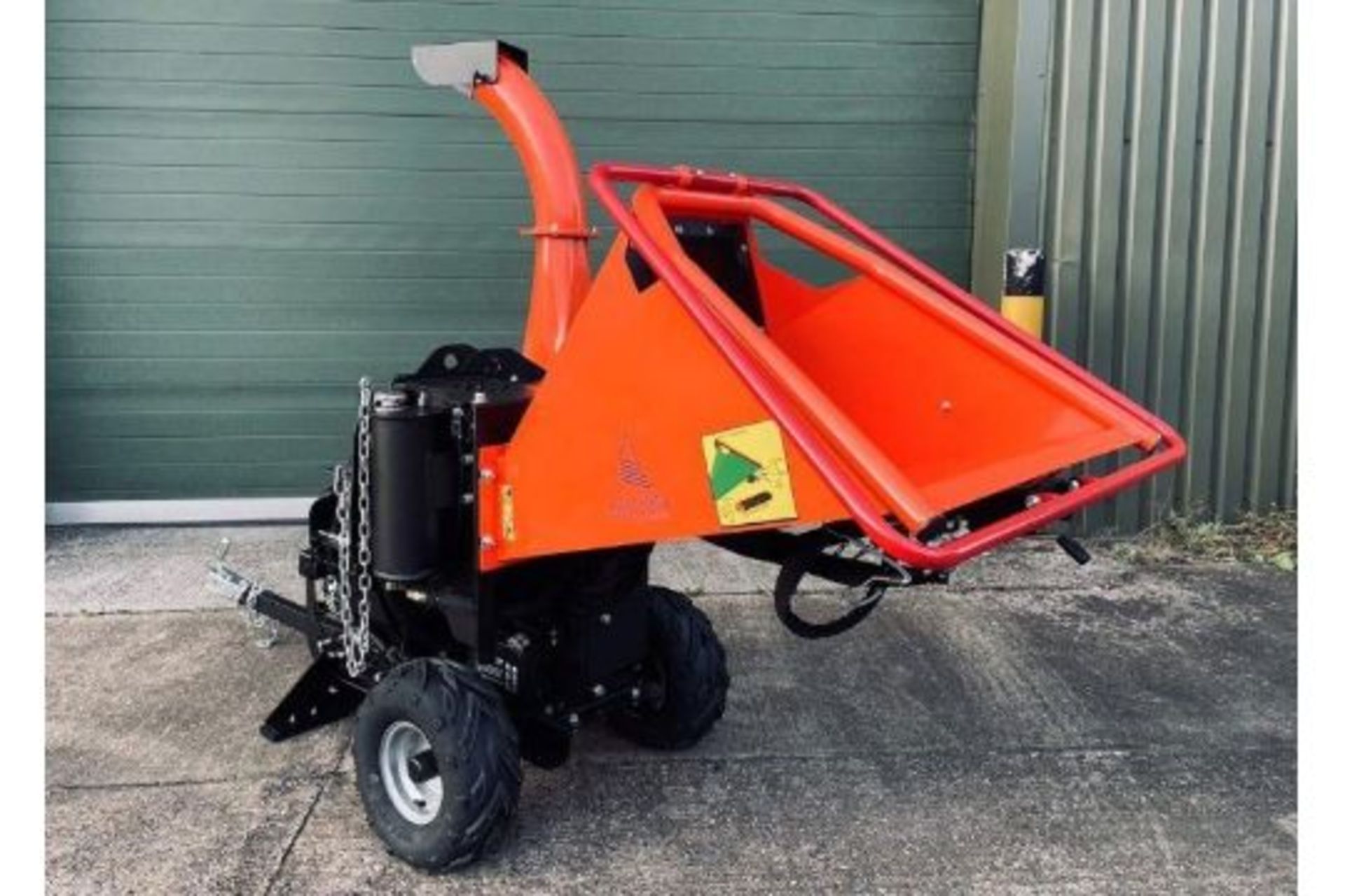 Brand New & Unused Armstrong DR-GS-15SF Electric start, Petrol Powered Hydraulic feed Wood Chipper - Image 6 of 23