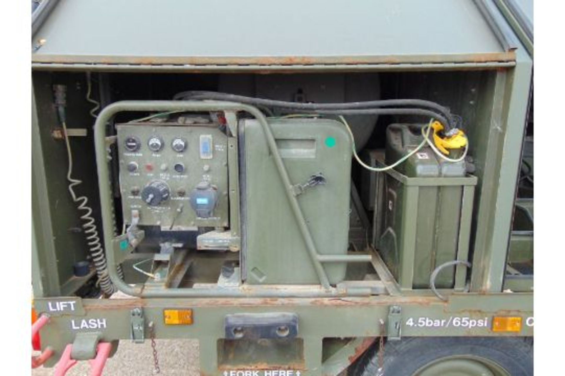 Moskit Single Axle Self Contained Airfield Lighting System c/w 2 x Onboard Generators - Image 11 of 21