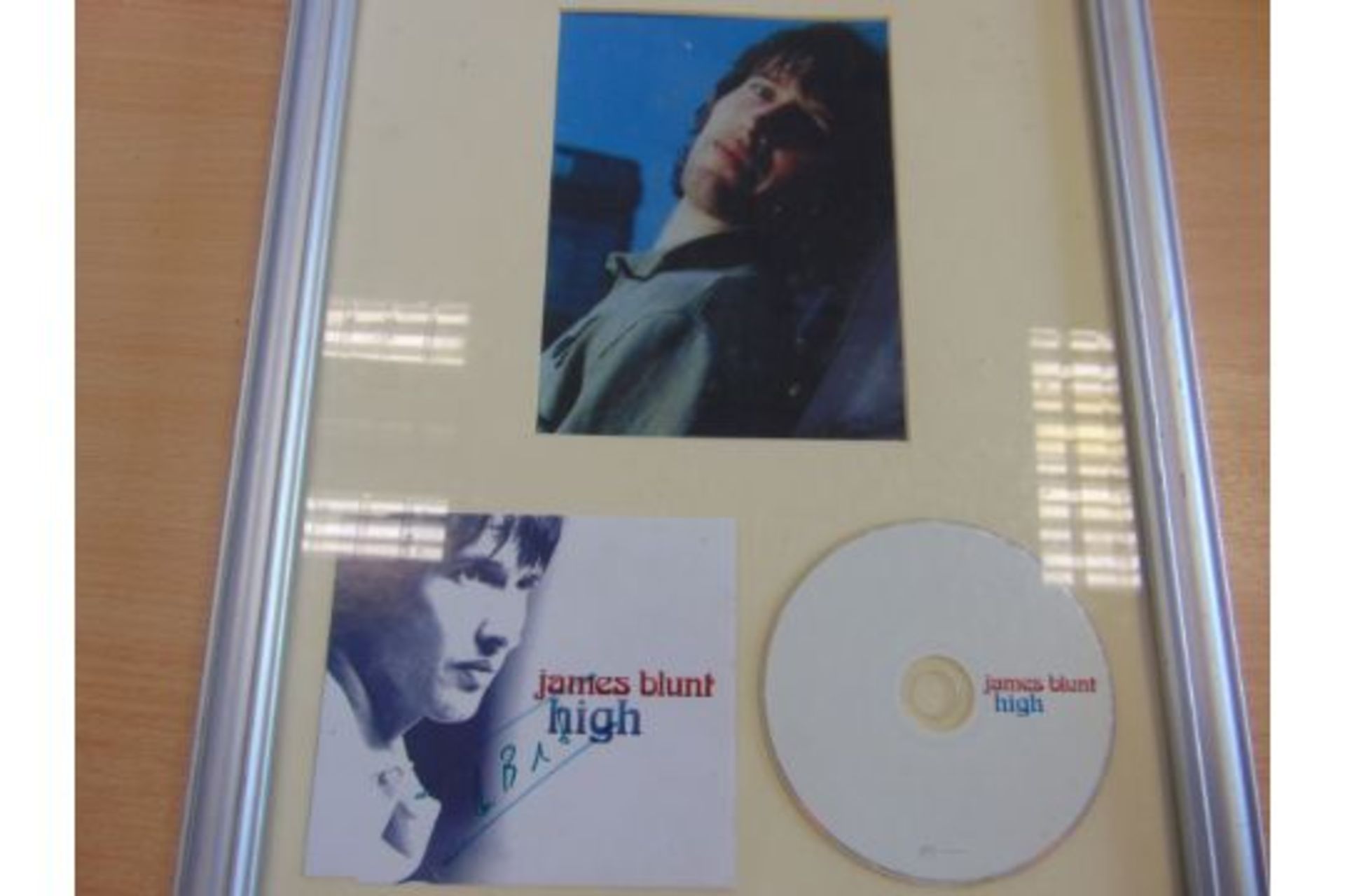 Framed Photo James Blunt with signed CD - Image 2 of 2
