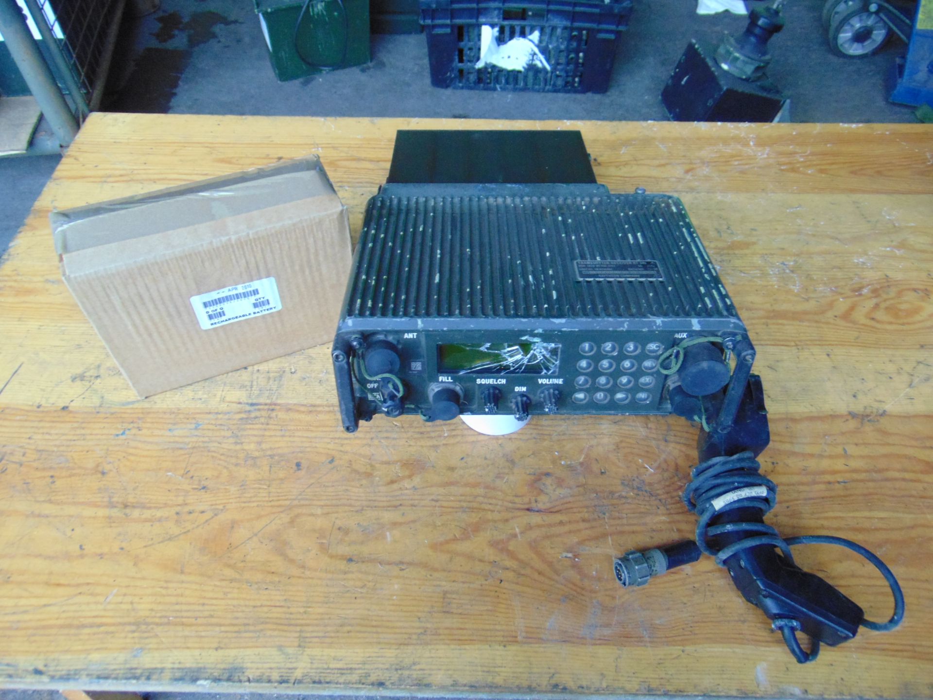 You are bidding on a Very Rare Raytheon Transmitter Receiver RT346 C/W 2 Batteries as shown. Glass - Image 2 of 4