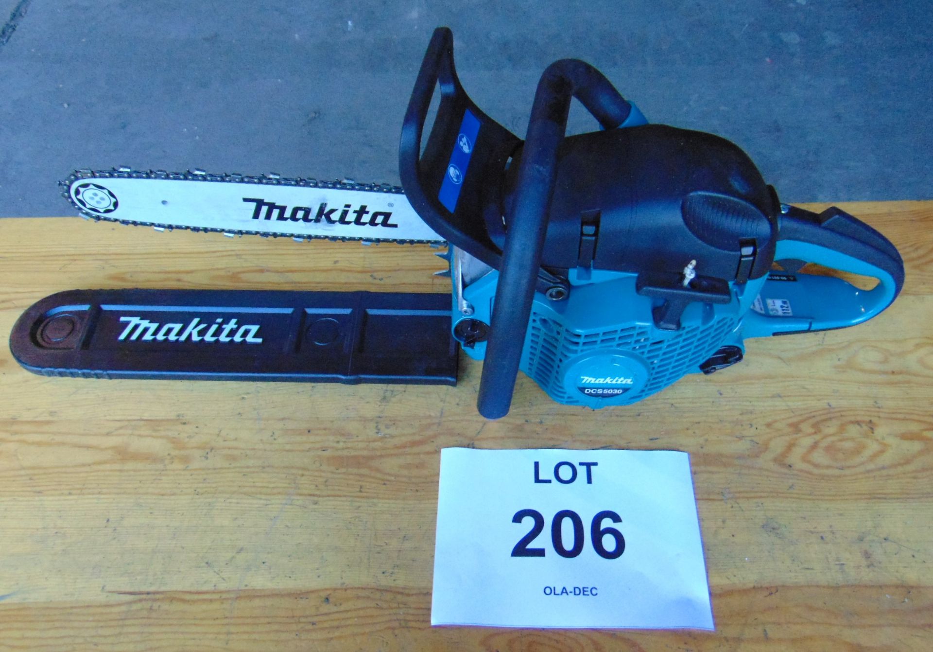 Makita DCS 530 Petrol 50 cc Chain Saw Easy Start C/W Chain and Guard from MoD - Image 5 of 5