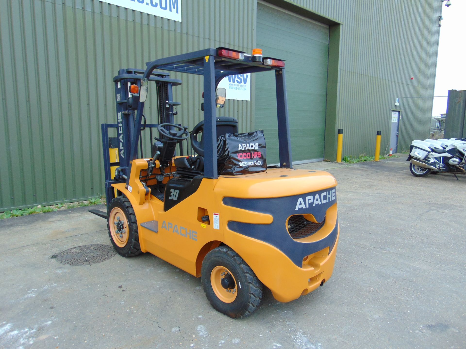 2023 Apache HH30Z 3000Kg Diesel Fork Lift Truck Only 5.6 Hours - Image 5 of 27