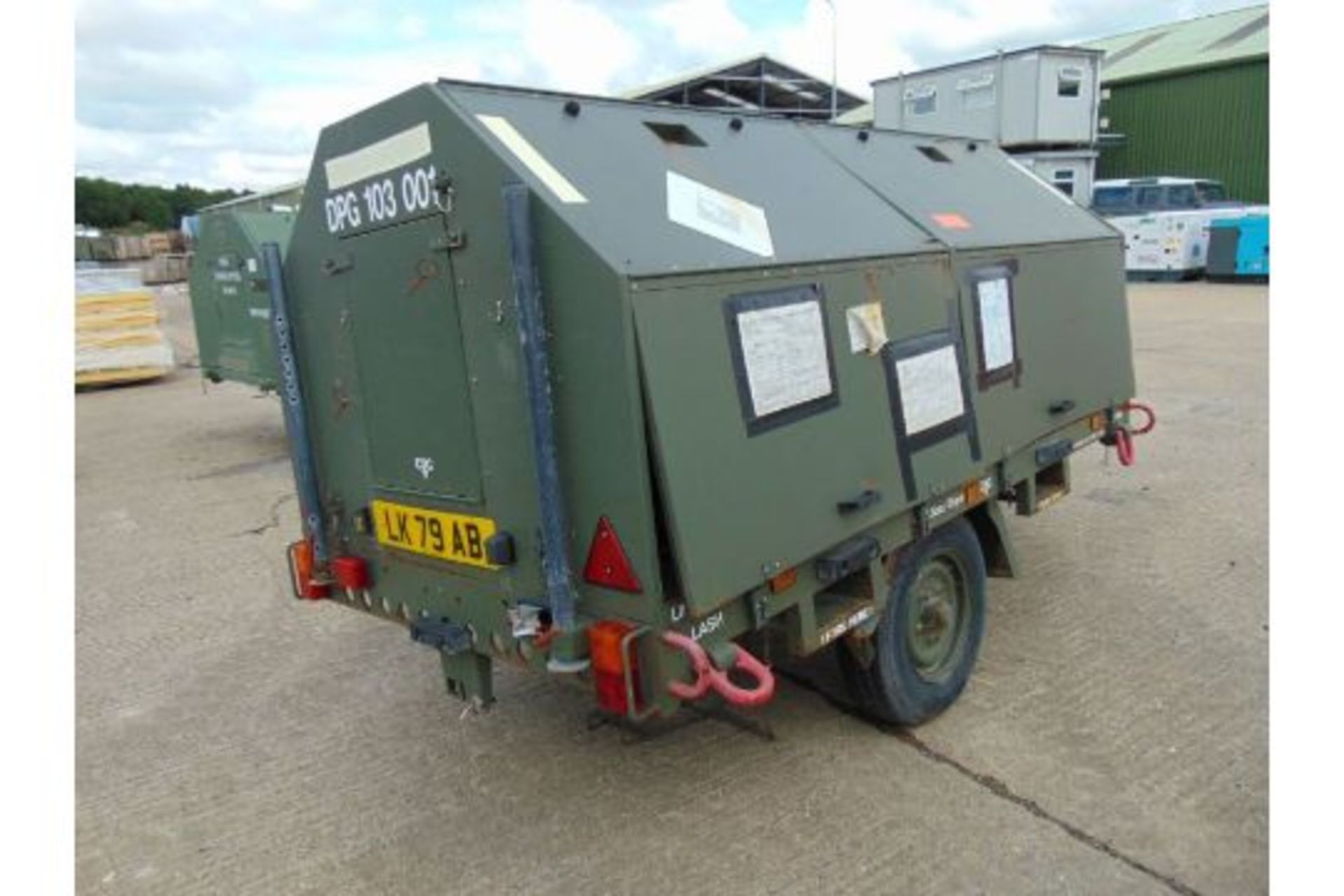 Moskit Single Axle Self Contained Airfield Lighting System c/w 2 x Onboard Generators - Image 6 of 21