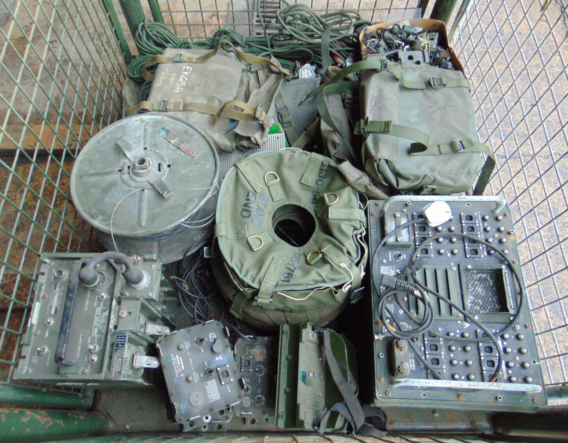 1 x Stillage Clansman Radio Equipment - Image 4 of 10